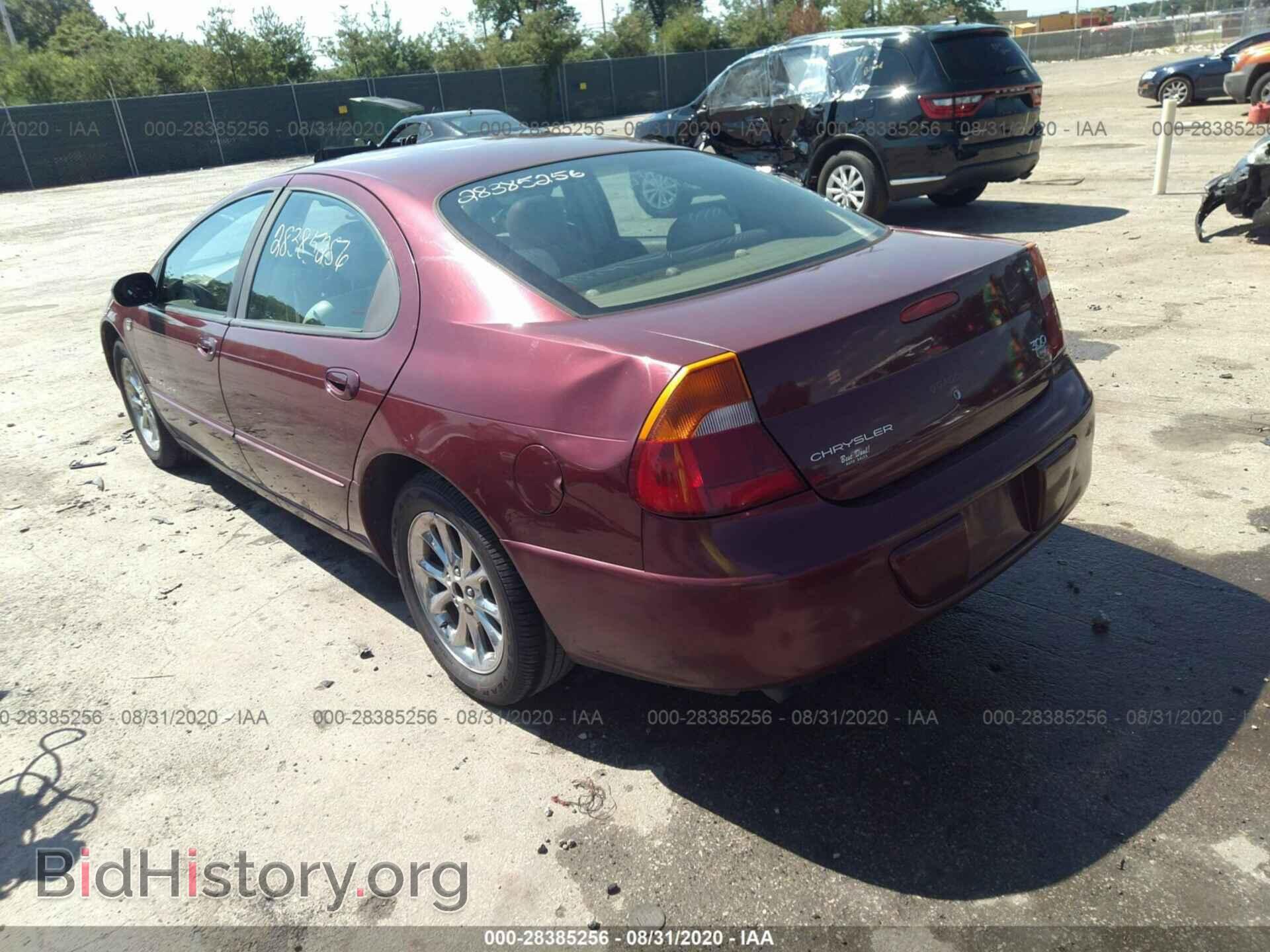 2000 CHRYSLER 300M - VIN: 2C3HE66G7YH121292 - Photo 3