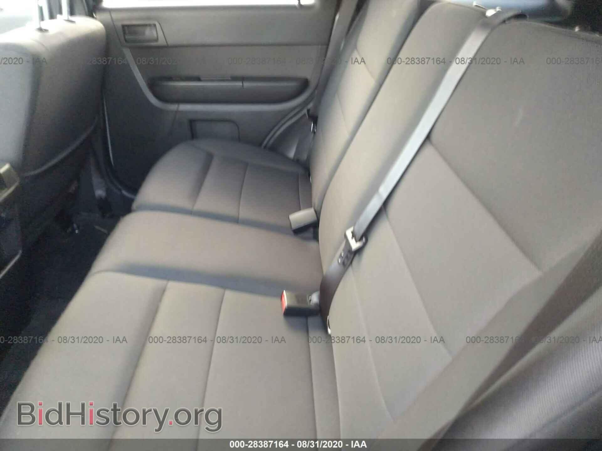 2012 FORD ESCAPE - VIN: 1FMCU9D73CKB63808 - Photo 8