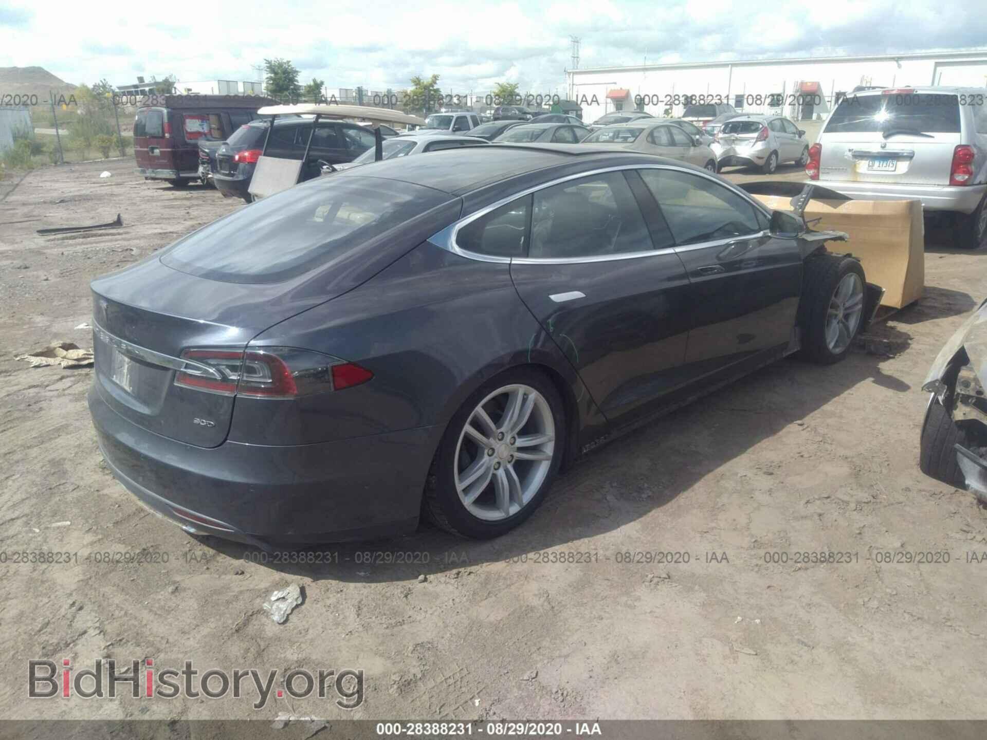 2016 TESLA MODEL S - VIN: 5YJSA1E28GF128441 - Фото 4