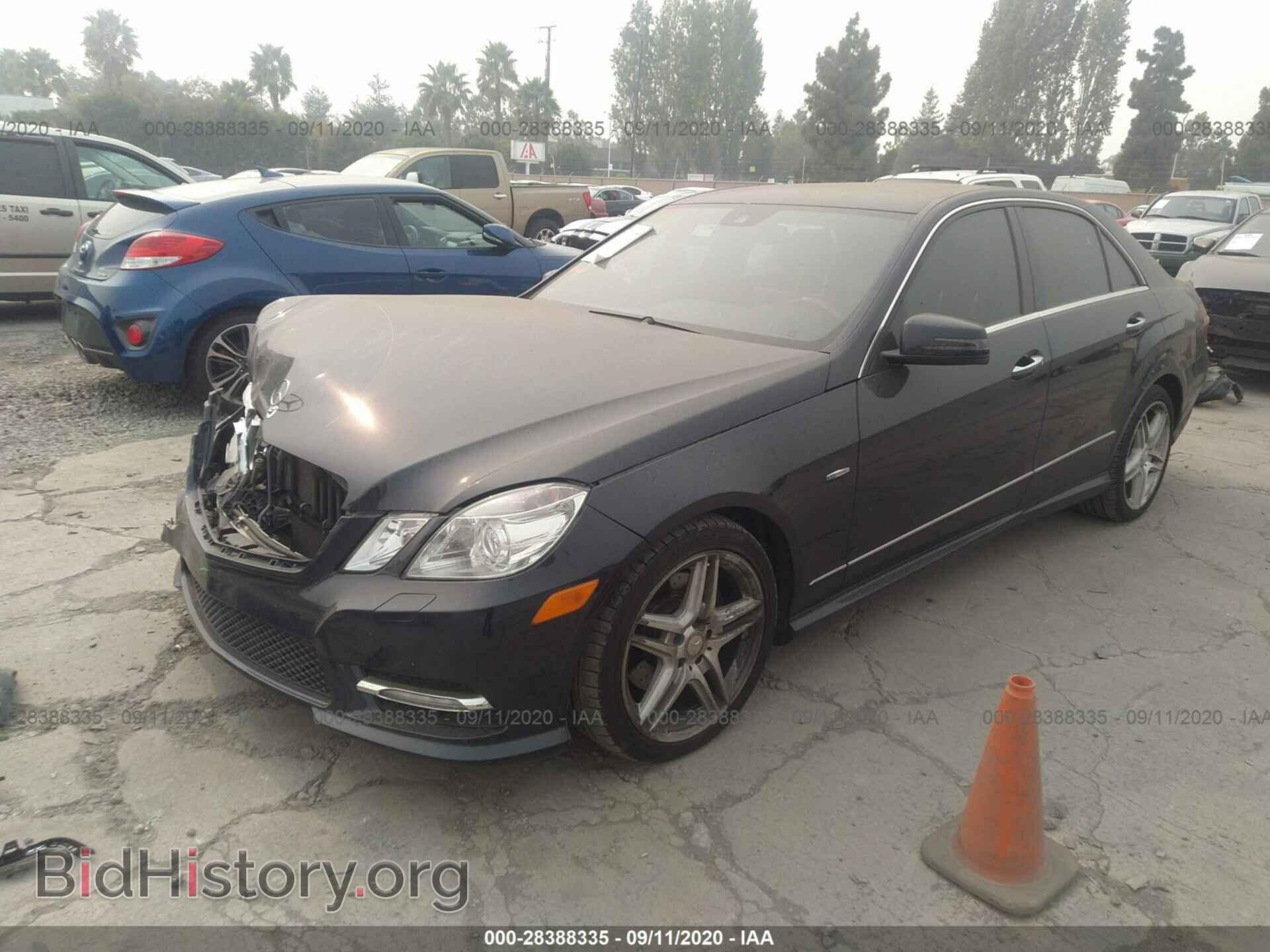 2012 MERCEDES-BENZ E-CLASS - VIN: WDDHF5KB1CA610331 - Фото 2