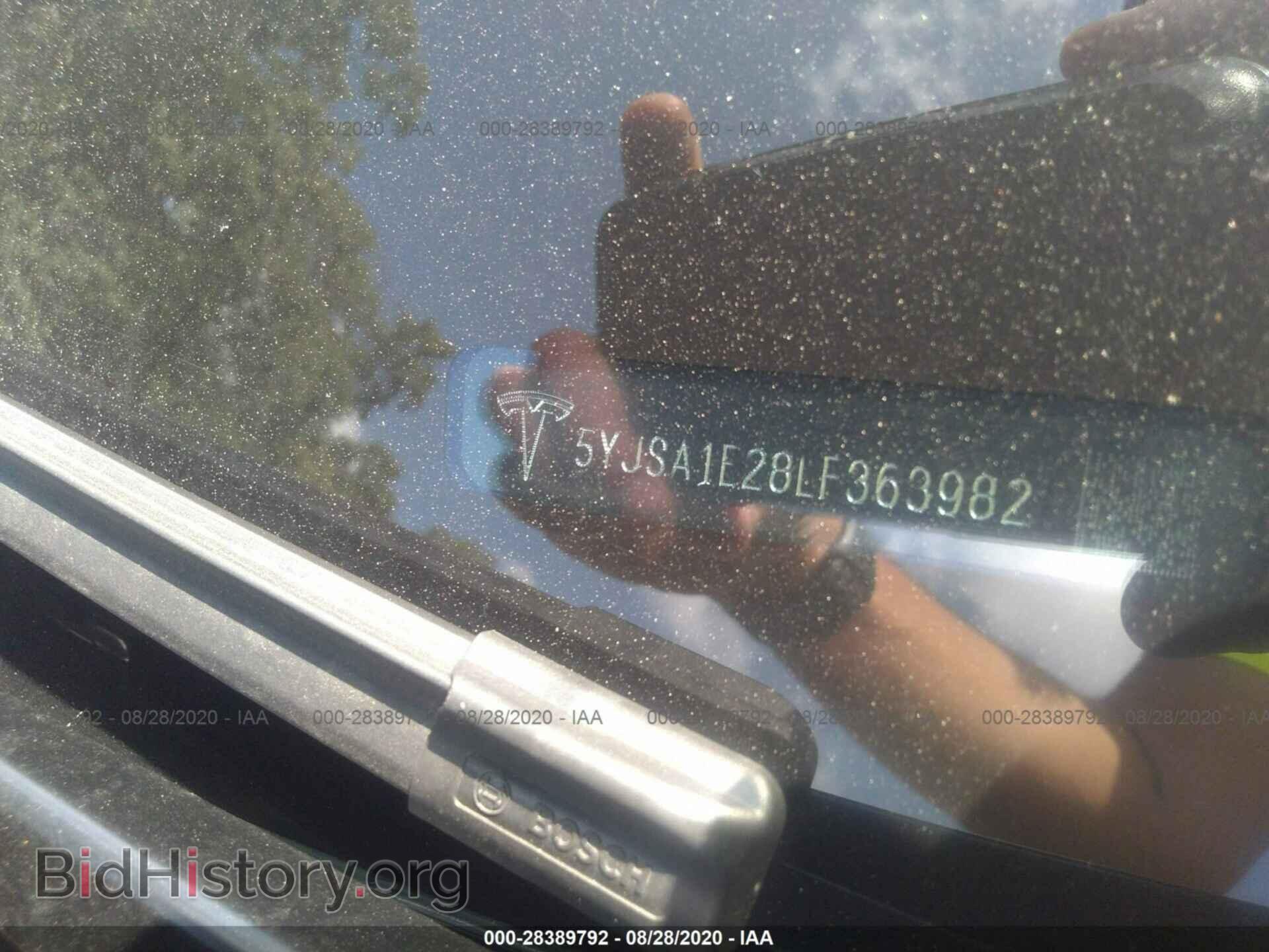 2020 TESLA MODEL S - VIN: 5YJSA1E28LF363982 - Photo 9