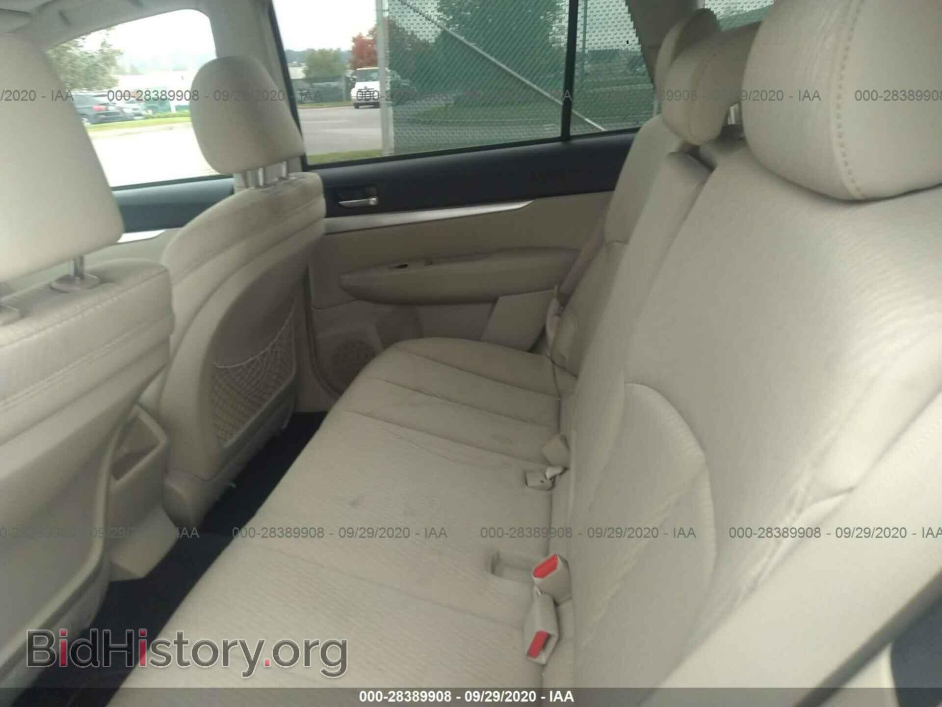 2010 SUBARU OUTBACK - VIN: 4S4BRBGC3A3355928 - Фото 8