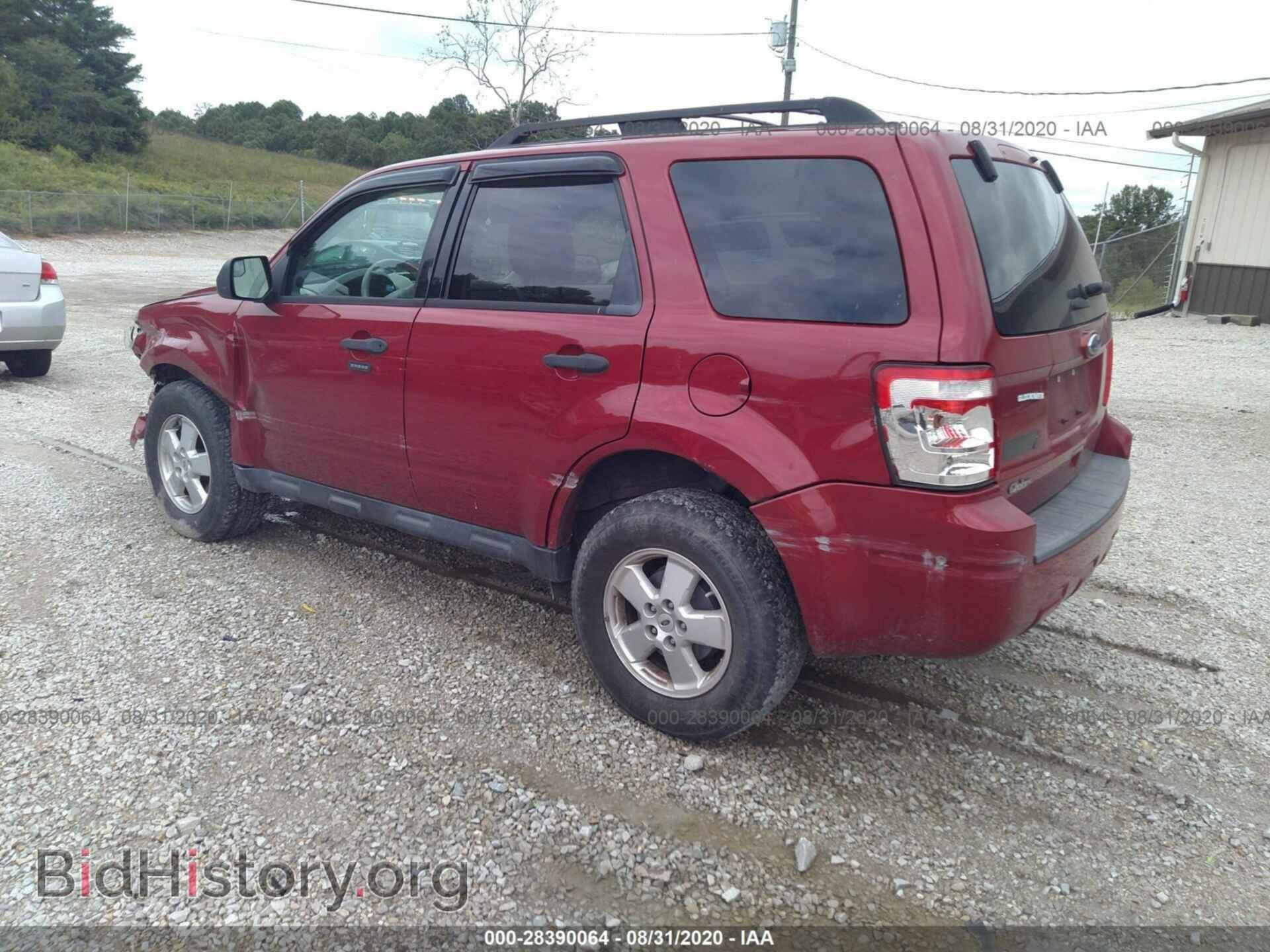 2011 FORD ESCAPE - VIN: 1FMCU0D76BKB58516 - Фото 3
