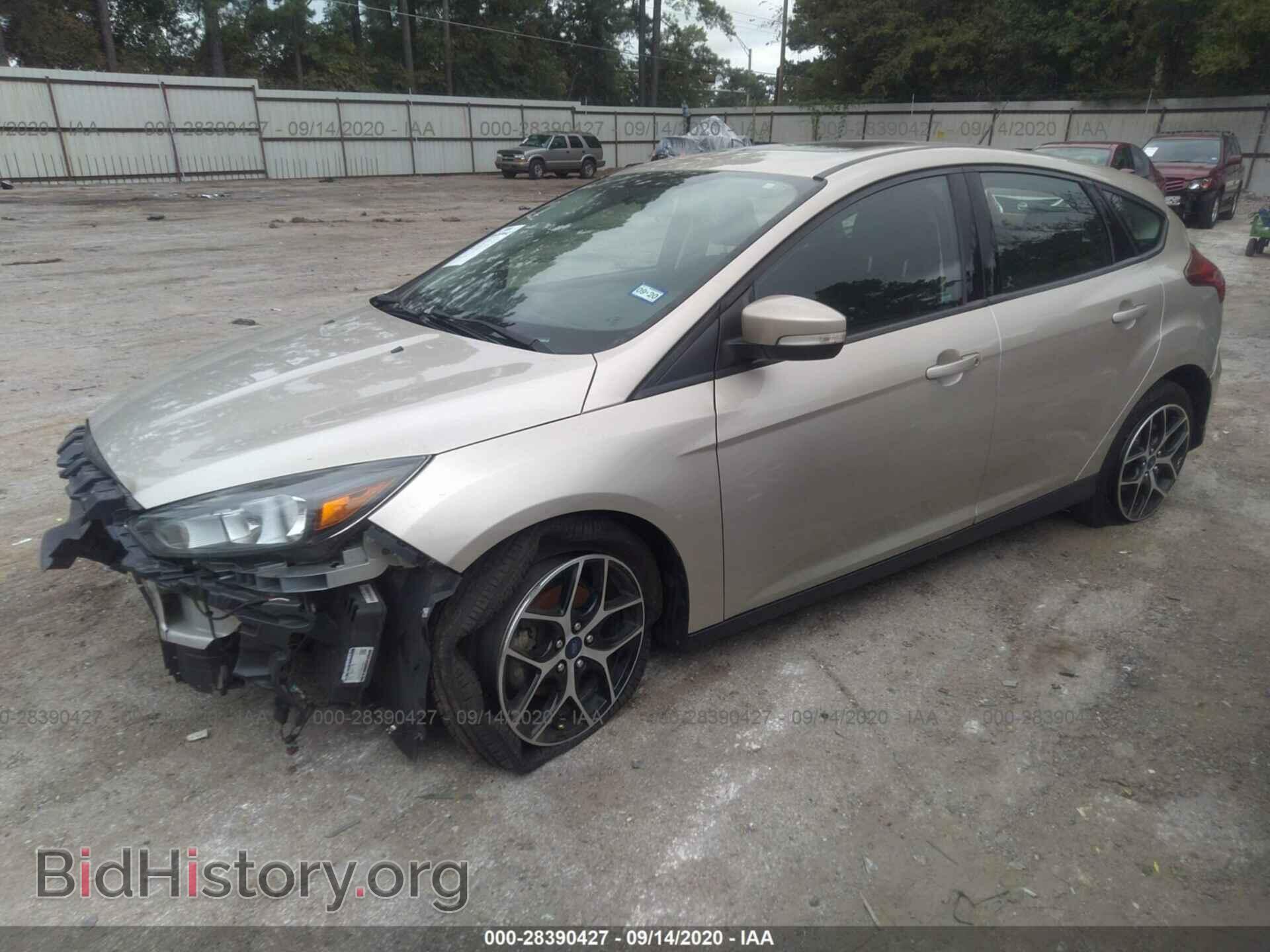 2017 FORD FOCUS - VIN: 1FADP3M29HL274923 - Photo 2