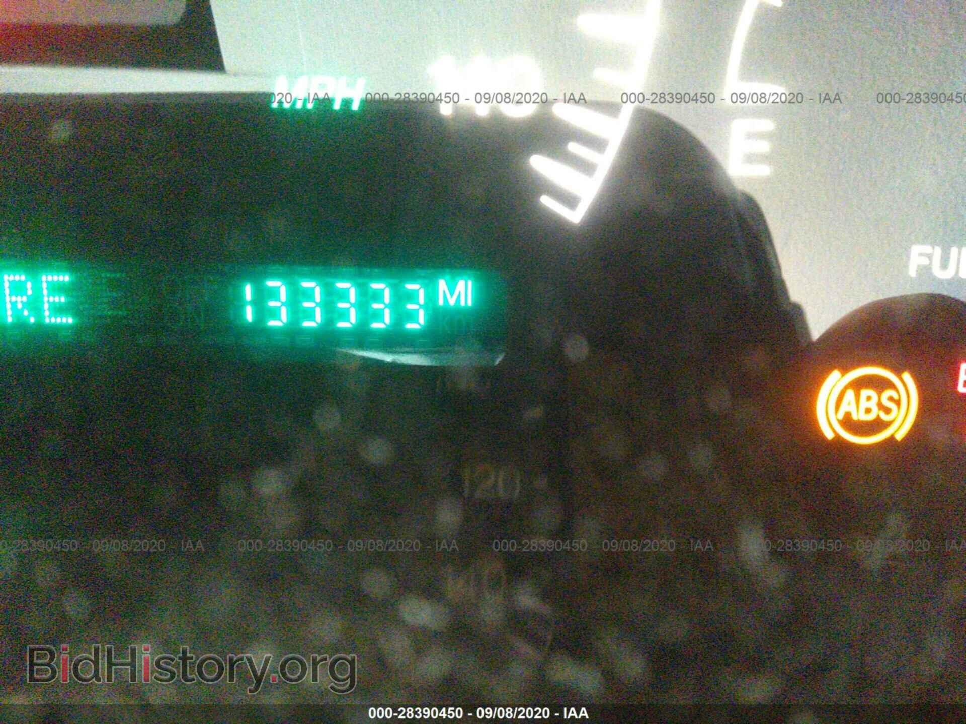 2004 CADILLAC DEVILLE - VIN: 1G6KF57904U122948 - Photo 7