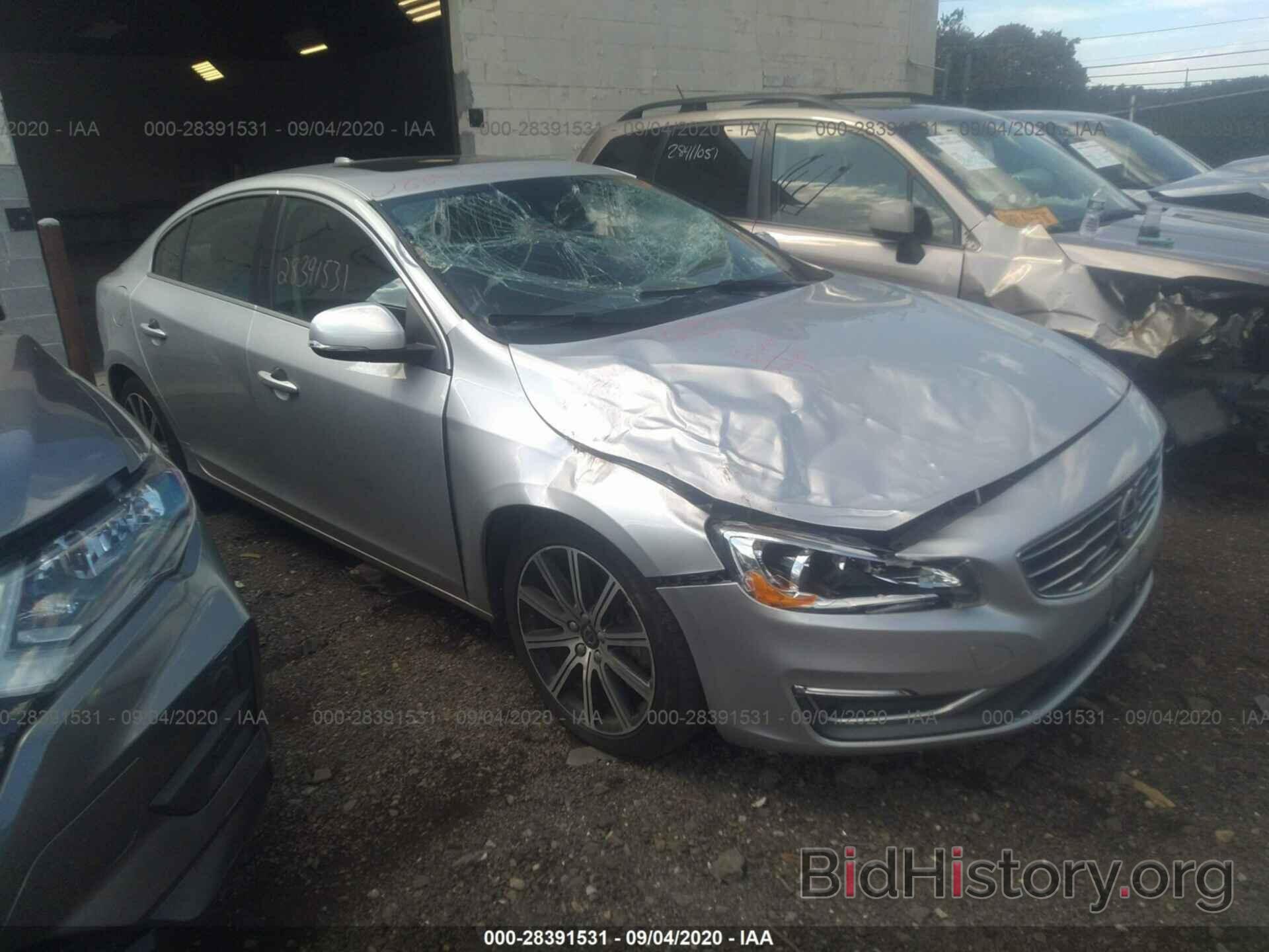 Photo LYV402TK1HB195146 - VOLVO S60 2017