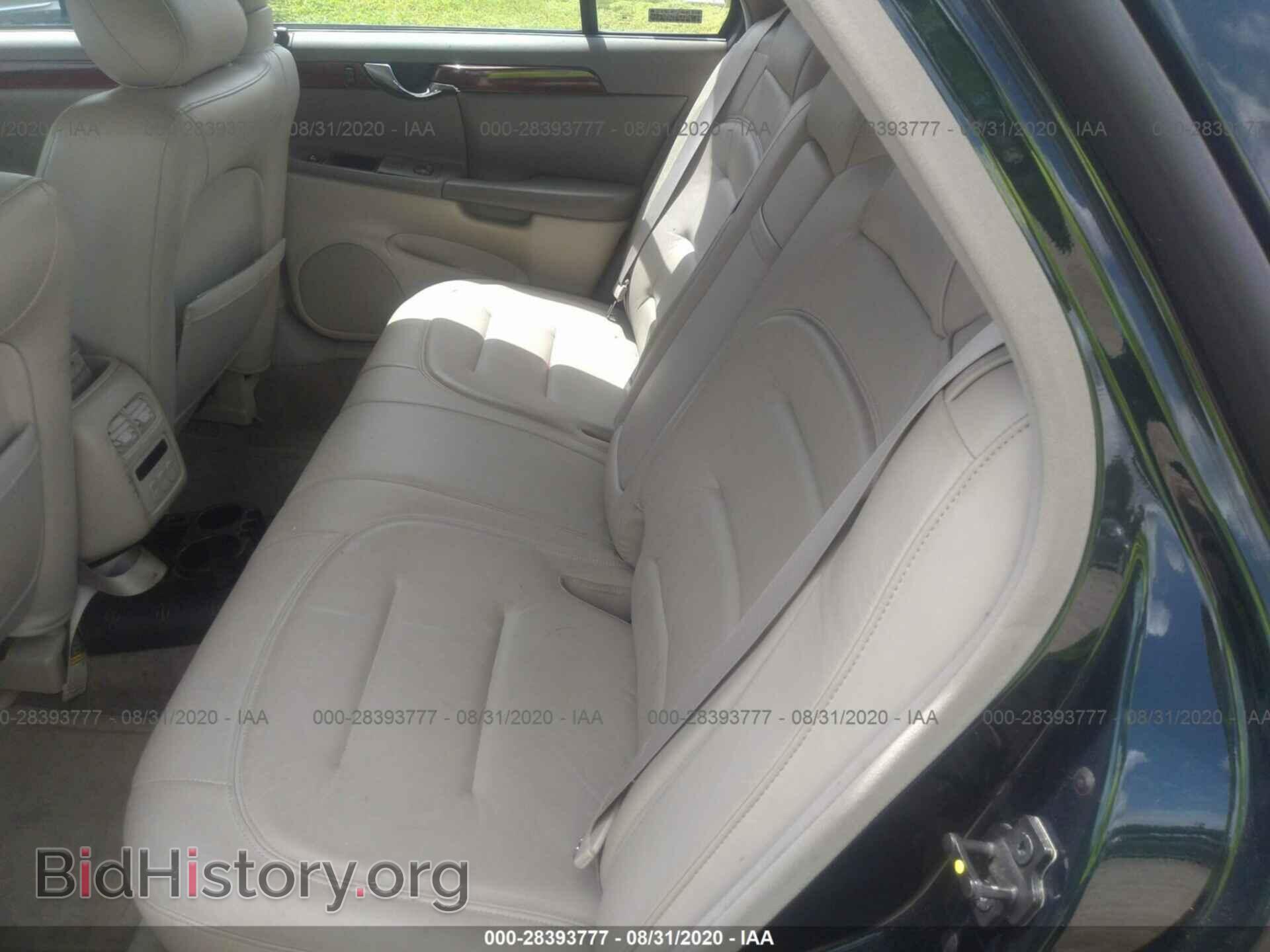 2000 CADILLAC DEVILLE - VIN: 1G6KD54Y4YU282905 - Photo 8
