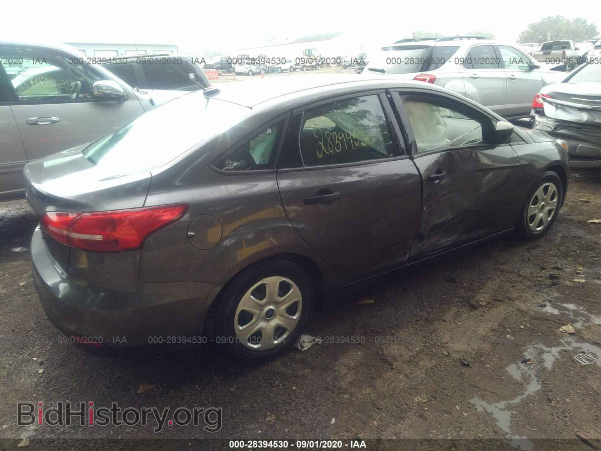 2015 FORD FOCUS - VIN: 1FADP3E26FL366163 - Photo 4