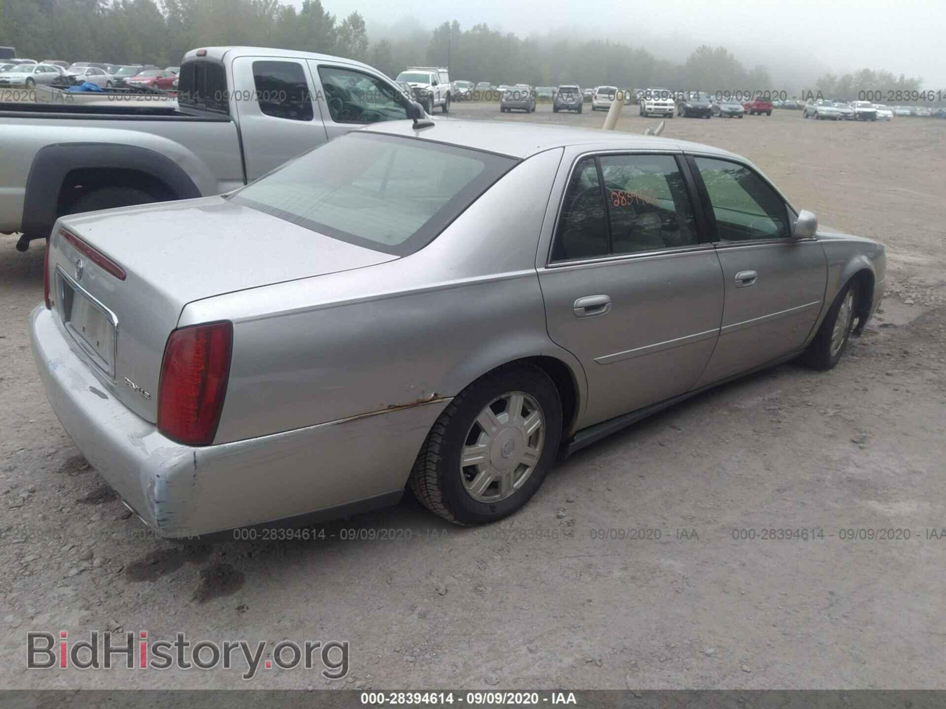 2005 CADILLAC DEVILLE - VIN: 1G6KD54Y85U233881 - Photo 4