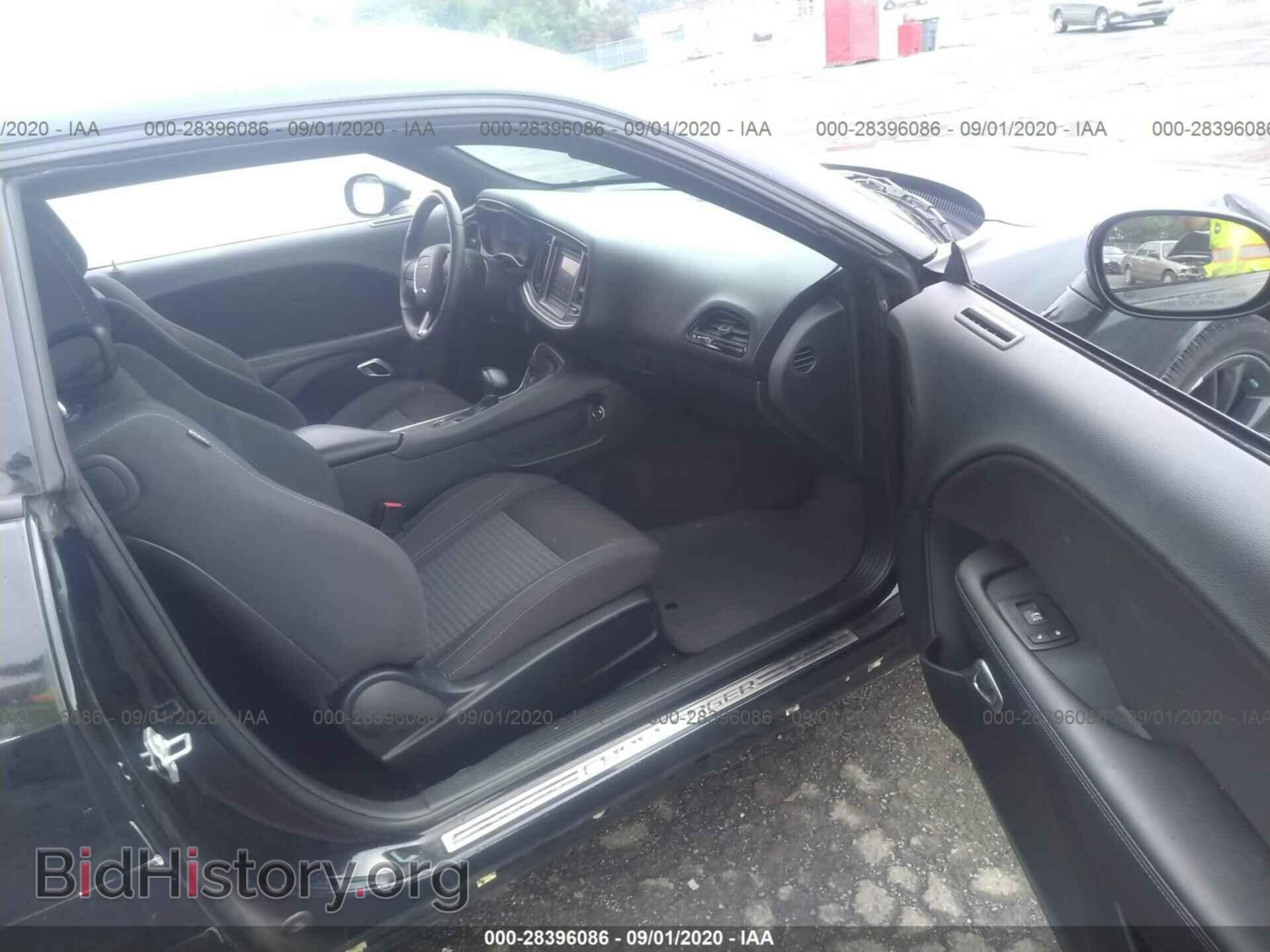 2018 DODGE CHALLENGER - VIN: 2C3CDZAG7JH204698 - Photo 5