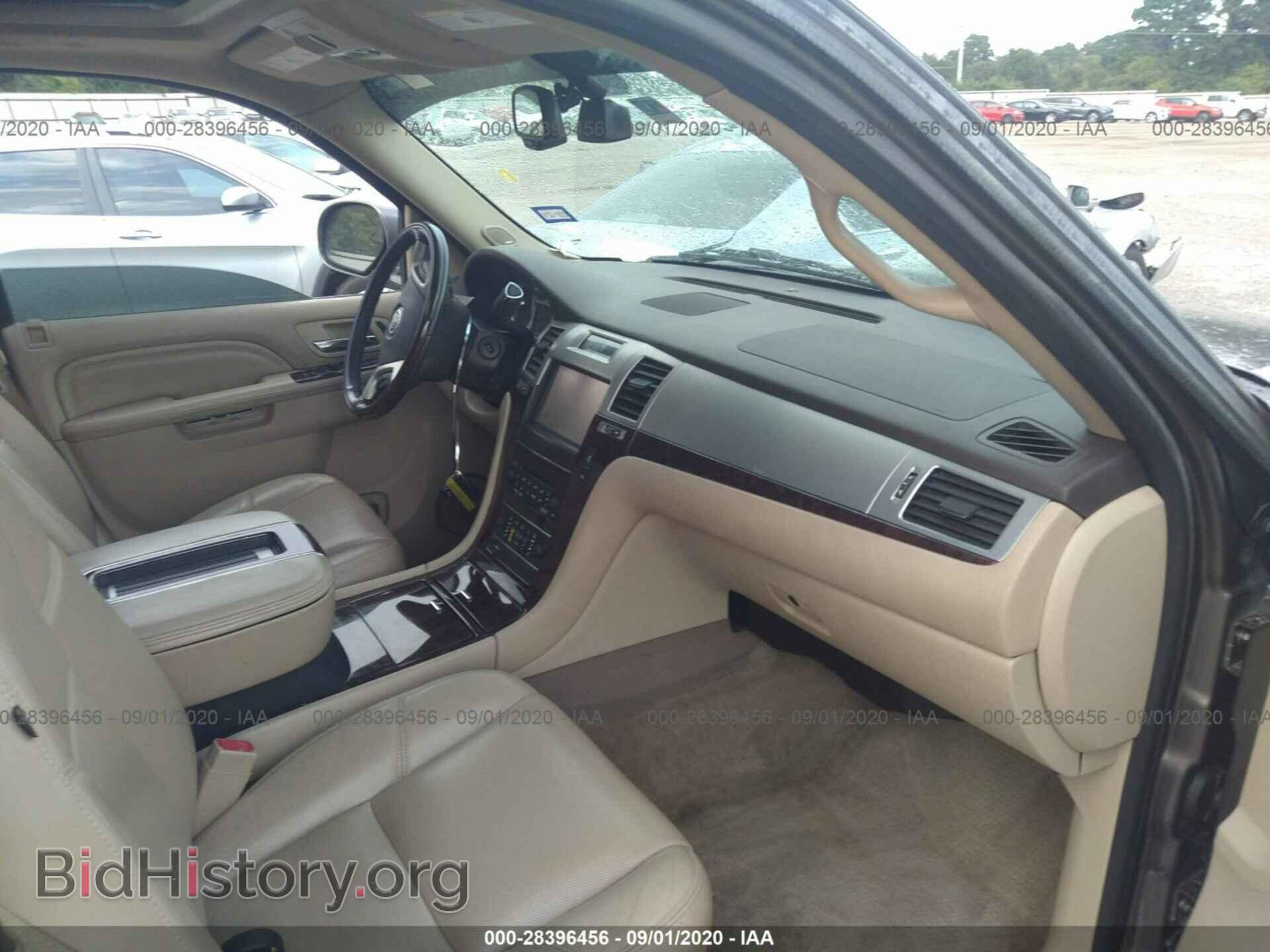 2013 CADILLAC ESCALADE - VIN: 1GYS3BEF1DR108924 - Фото 5