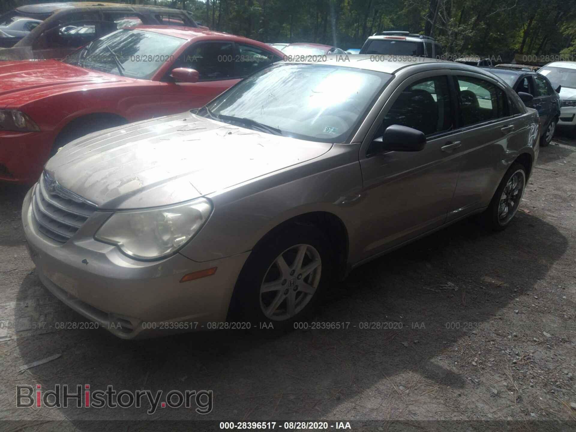 2009 CHRYSLER SEBRING - VIN: 1C3LC46B69N504142 - Фото 2