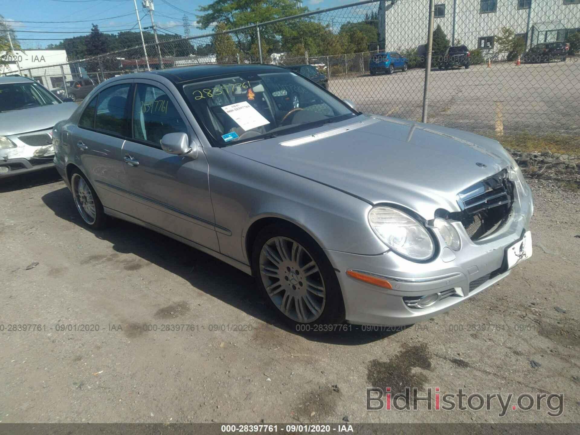 Photo WDBUF87X17B140279 - MERCEDES-BENZ E-CLASS 2007