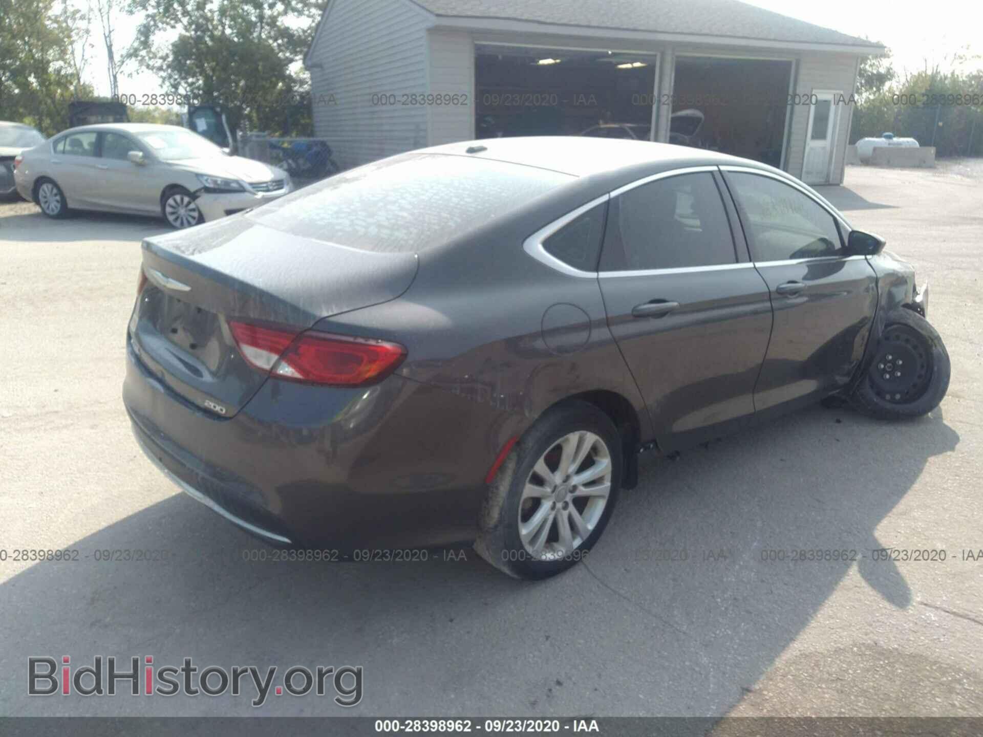 2015 CHRYSLER 200 - VIN: 1C3CCCAB5FN538490 - Фото 4