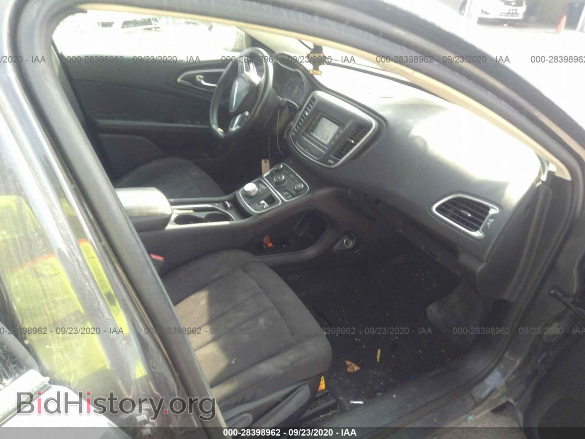 2015 CHRYSLER 200 - VIN: 1C3CCCAB5FN538490 - Фото 5
