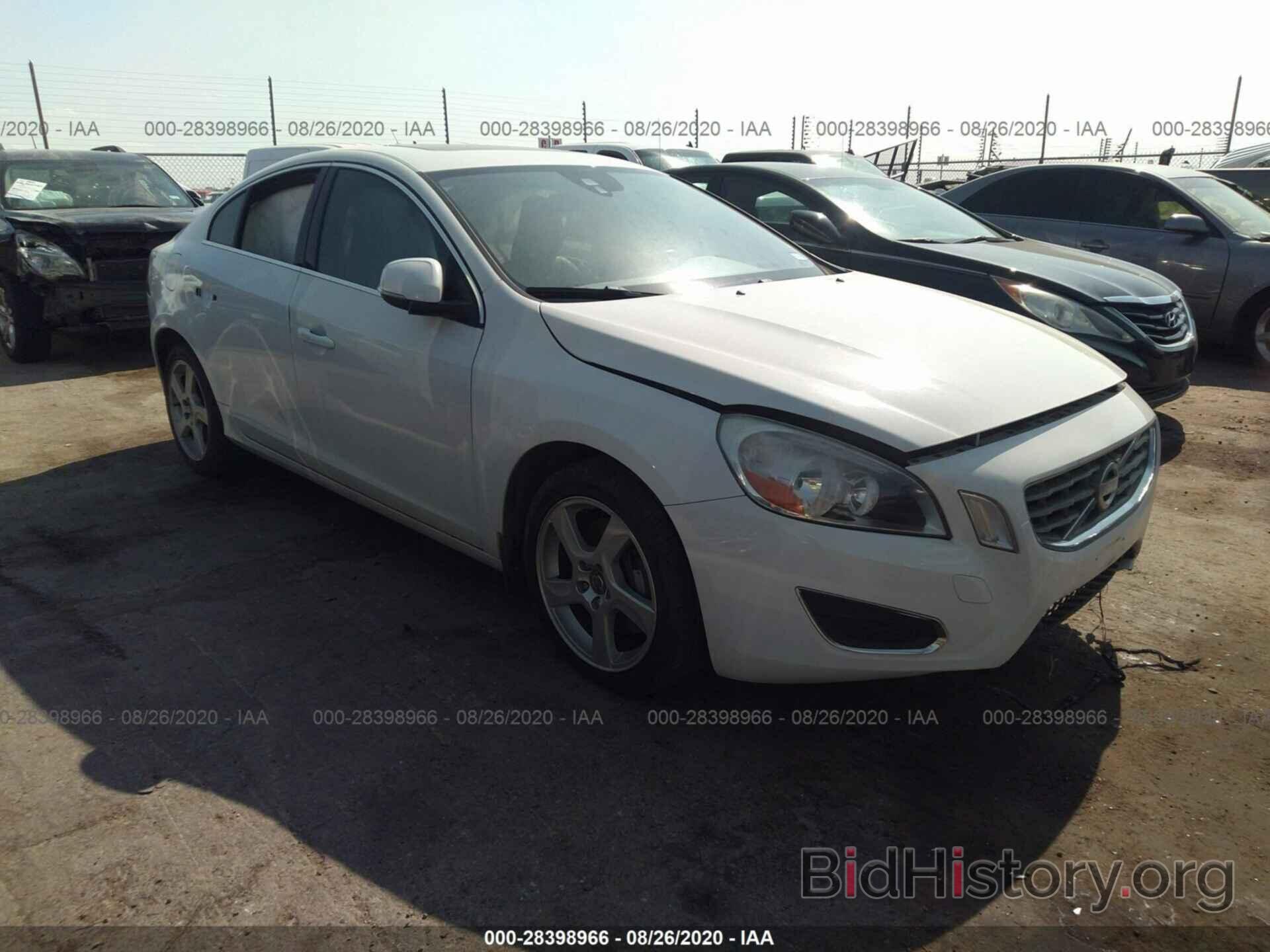 Photo YV1622FS0C2100854 - VOLVO S60 2012