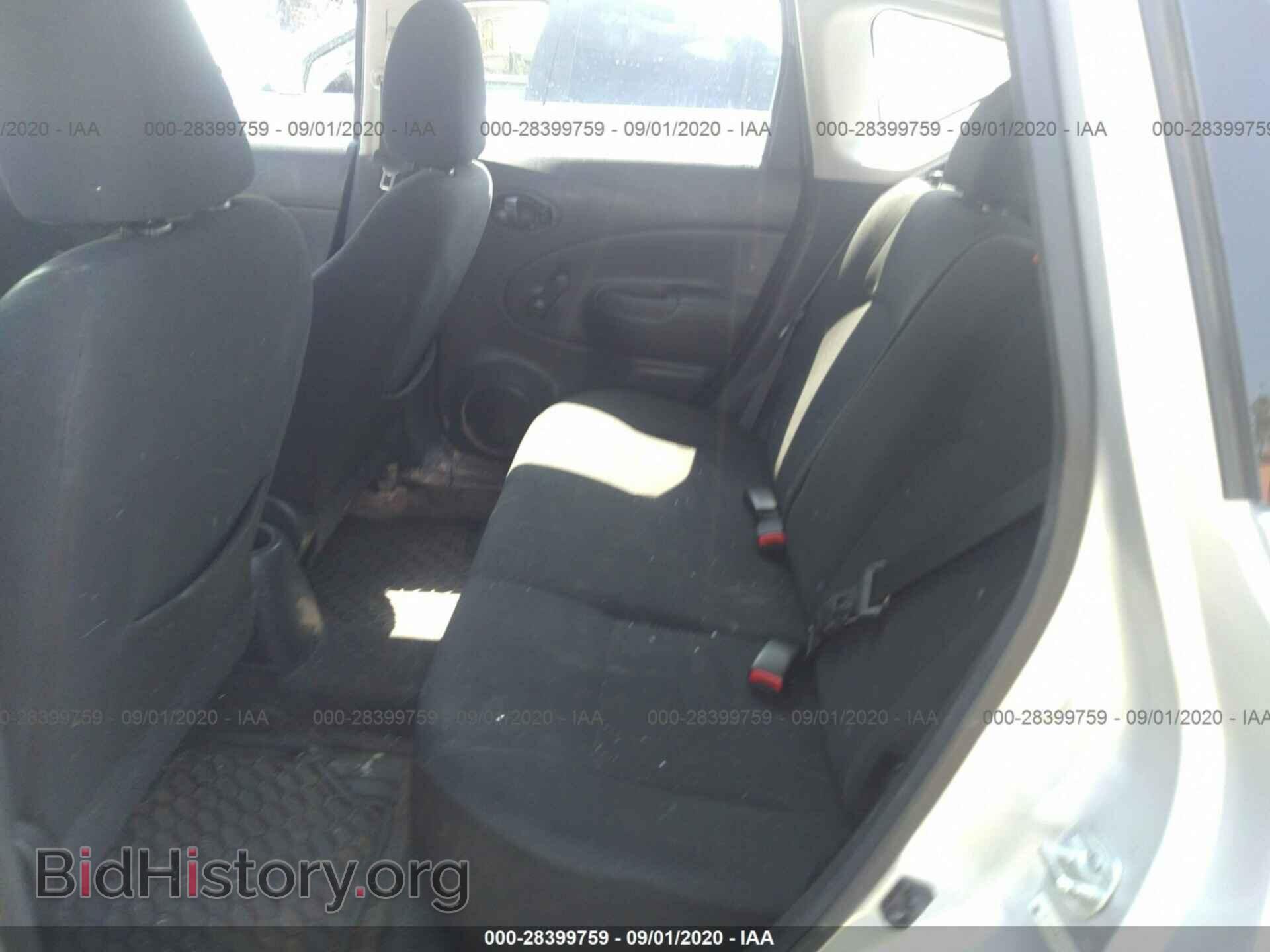 2015 NISSAN VERSA NOTE - VIN: 3N1CE2CP0FL375355 - Photo 8