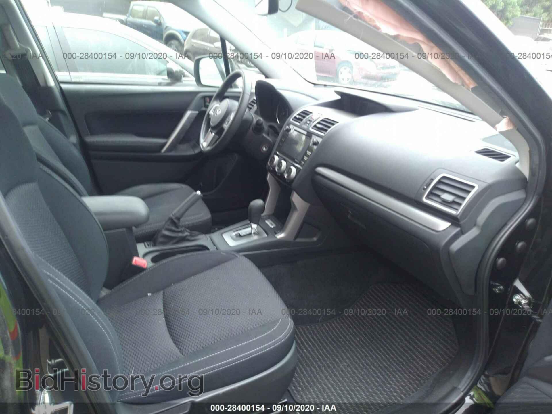 2017 SUBARU FORESTER - VIN: JF2SJAEC0HH438675 - Фото 5
