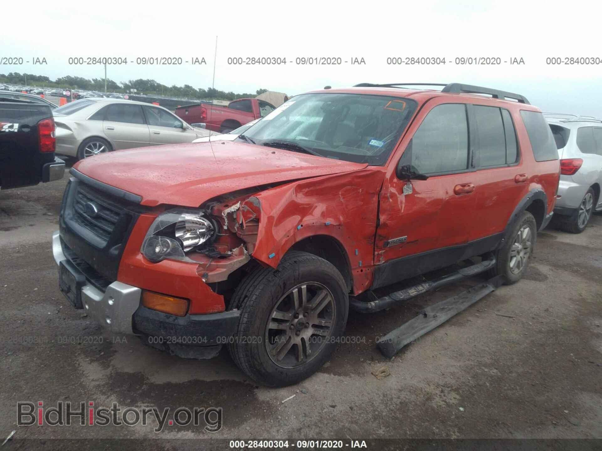 2007 FORD EXPLORER - VIN: 1FMEU63E27UA61966 - Фото 2