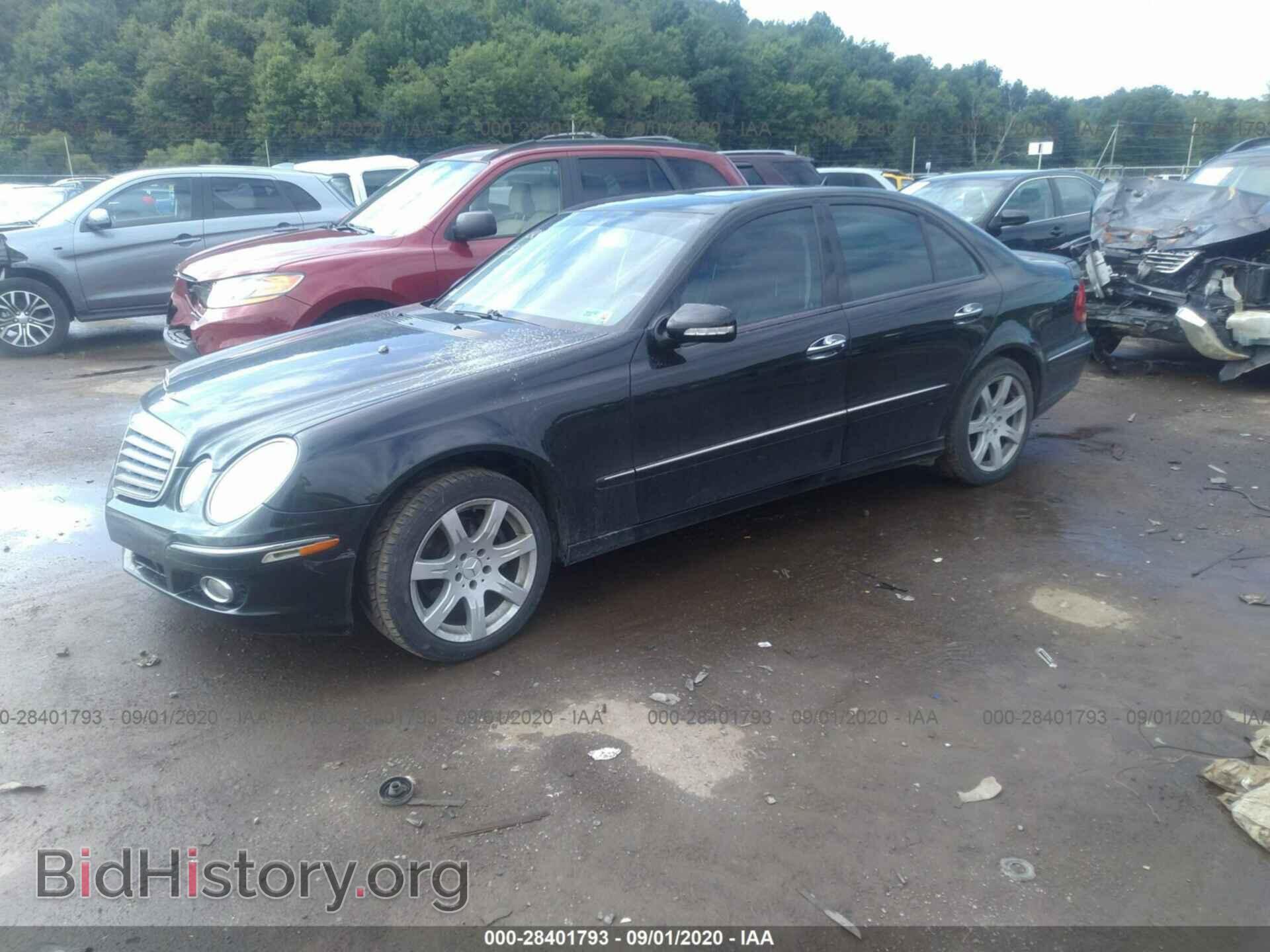 2007 MERCEDES-BENZ E-CLASS - VIN: WDBUF87X47B129955 - Фото 2