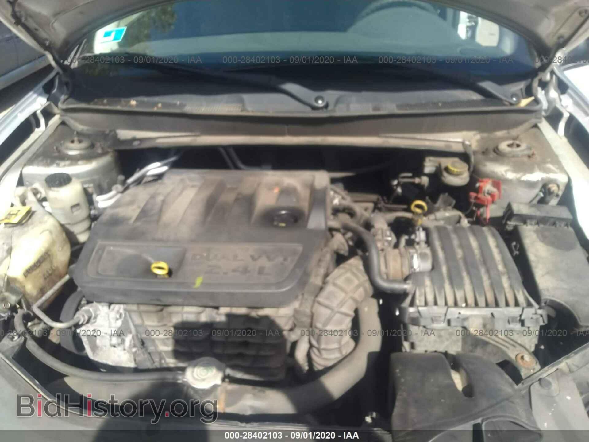 2010 CHRYSLER SEBRING - VIN: 1C3CC4FB9AN121302 - Фото 10