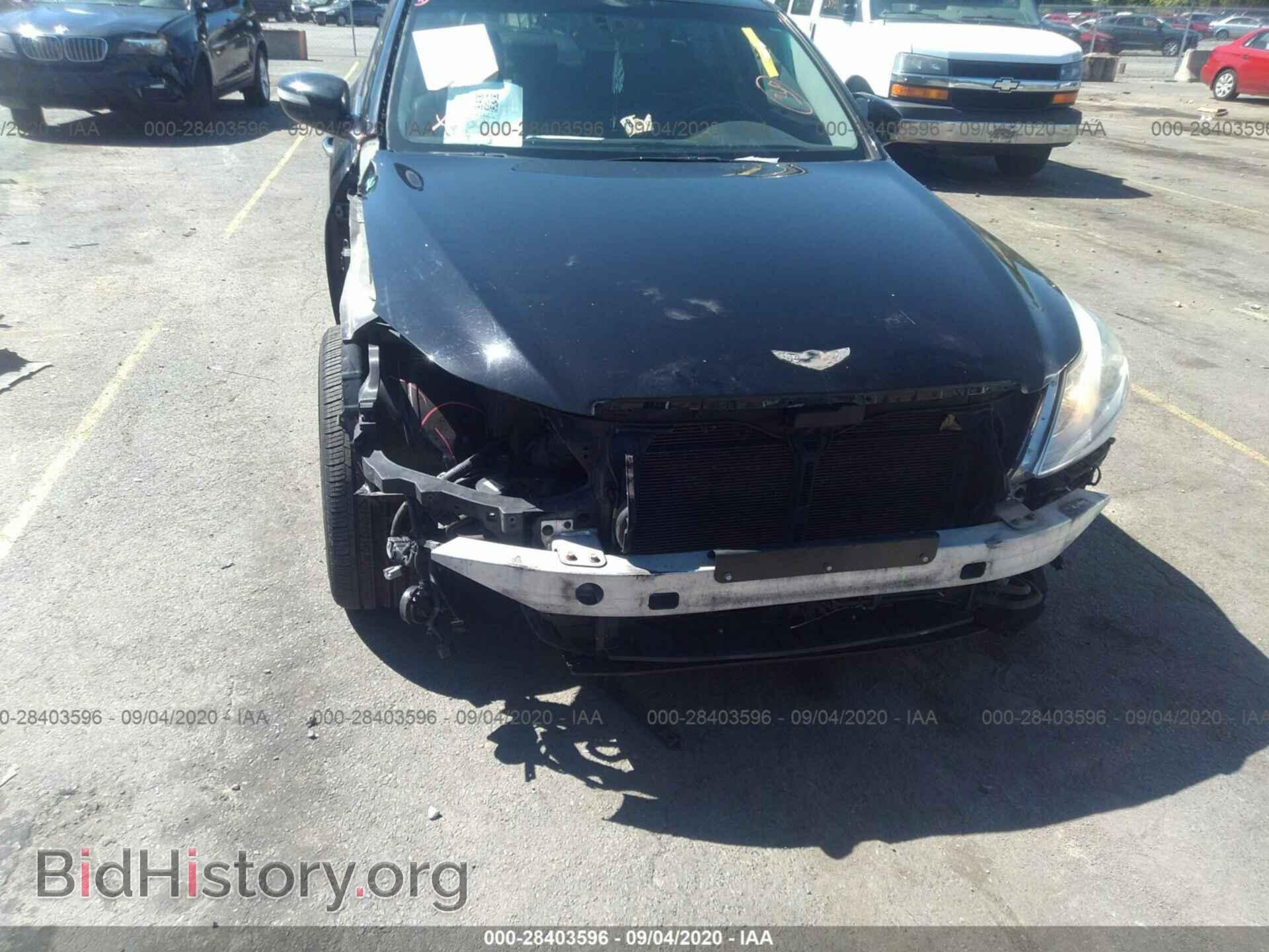 2012 HYUNDAI GENESIS - VIN: KMHGC4DD1CU168491 - Фото 6
