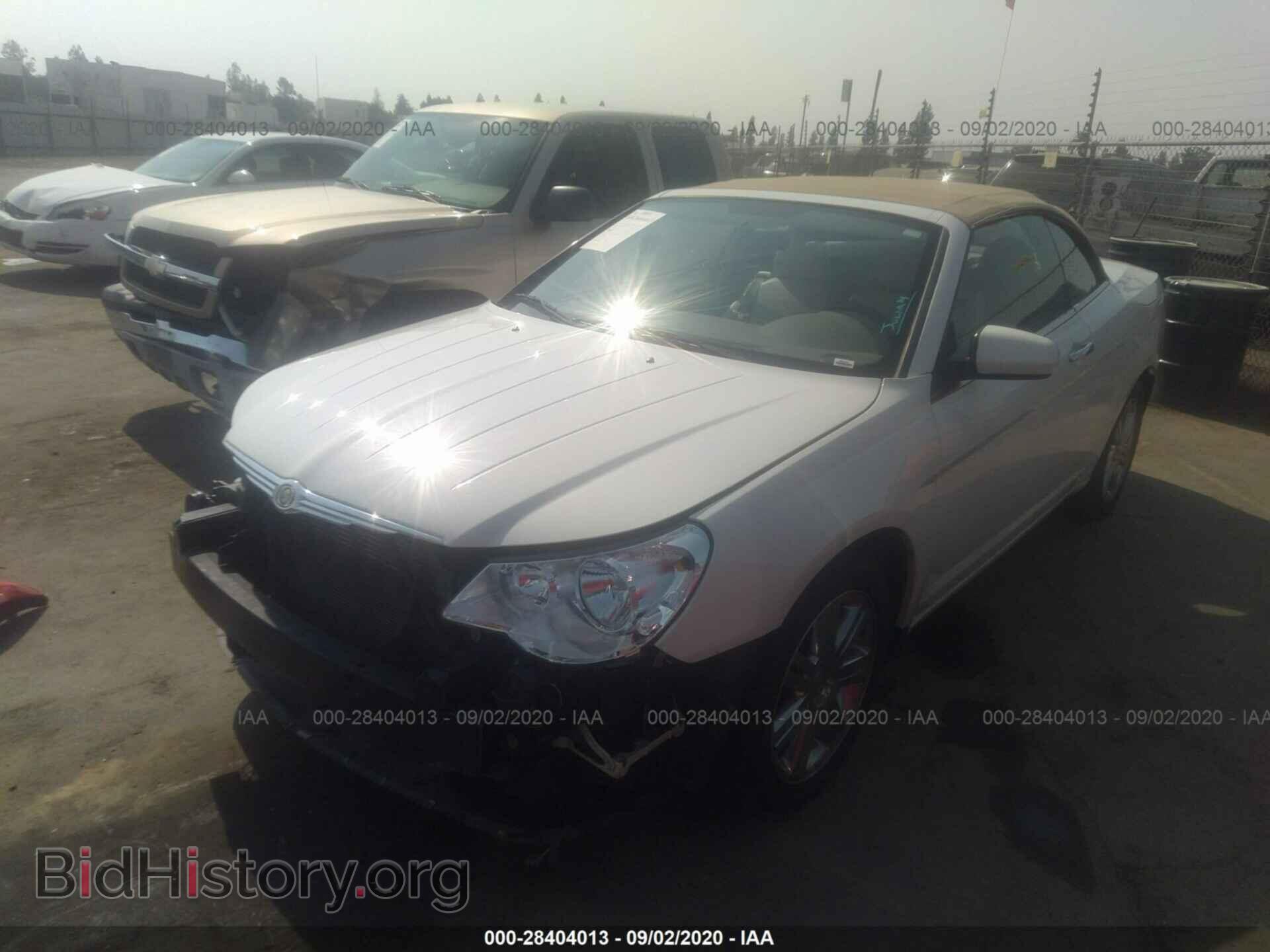 2008 CHRYSLER SEBRING - VIN: 1C3LC65M18N256511 - Фото 2