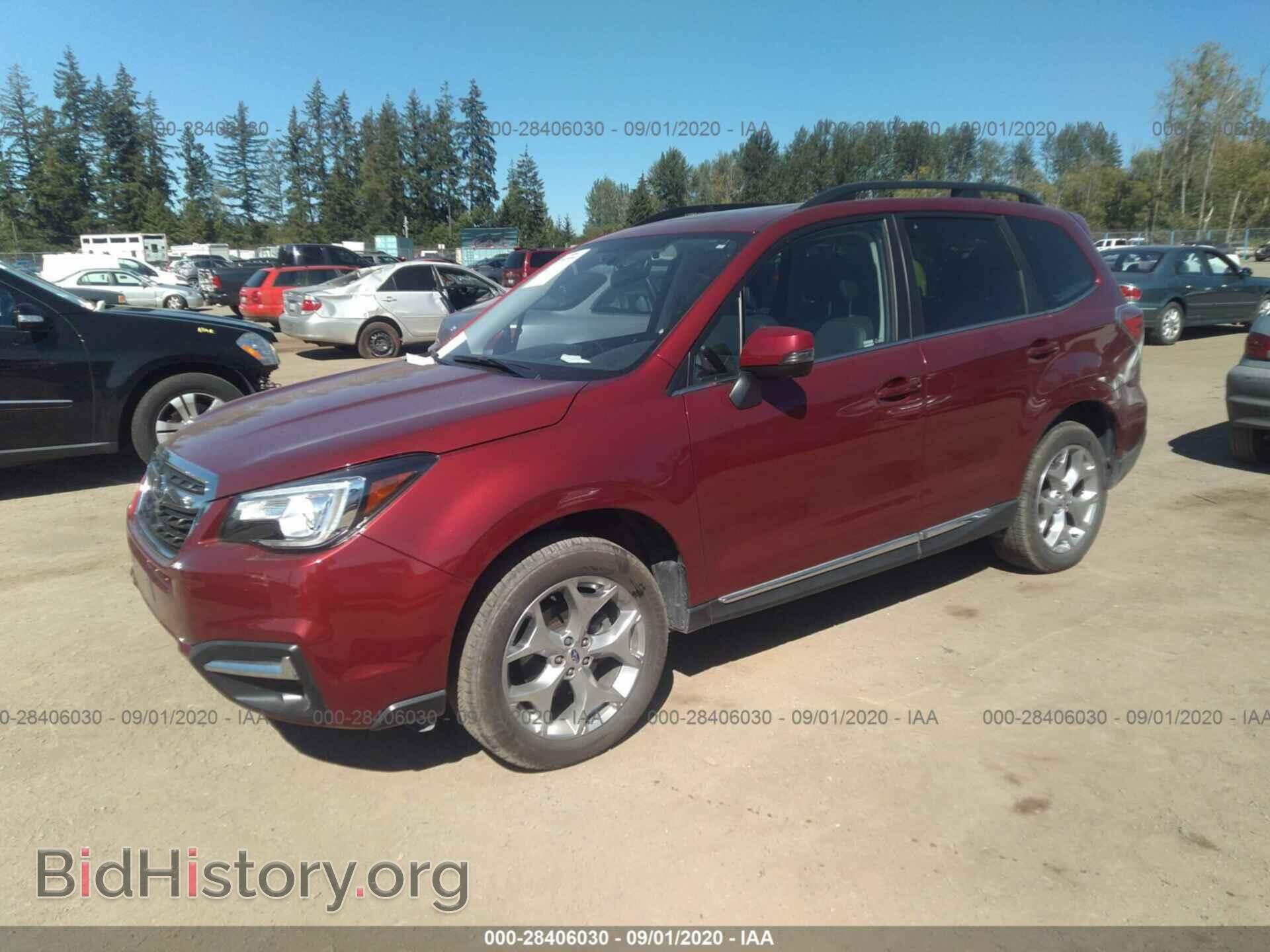 2018 SUBARU FORESTER - VIN: JF2SJAWC6JH600636 - Фото 2