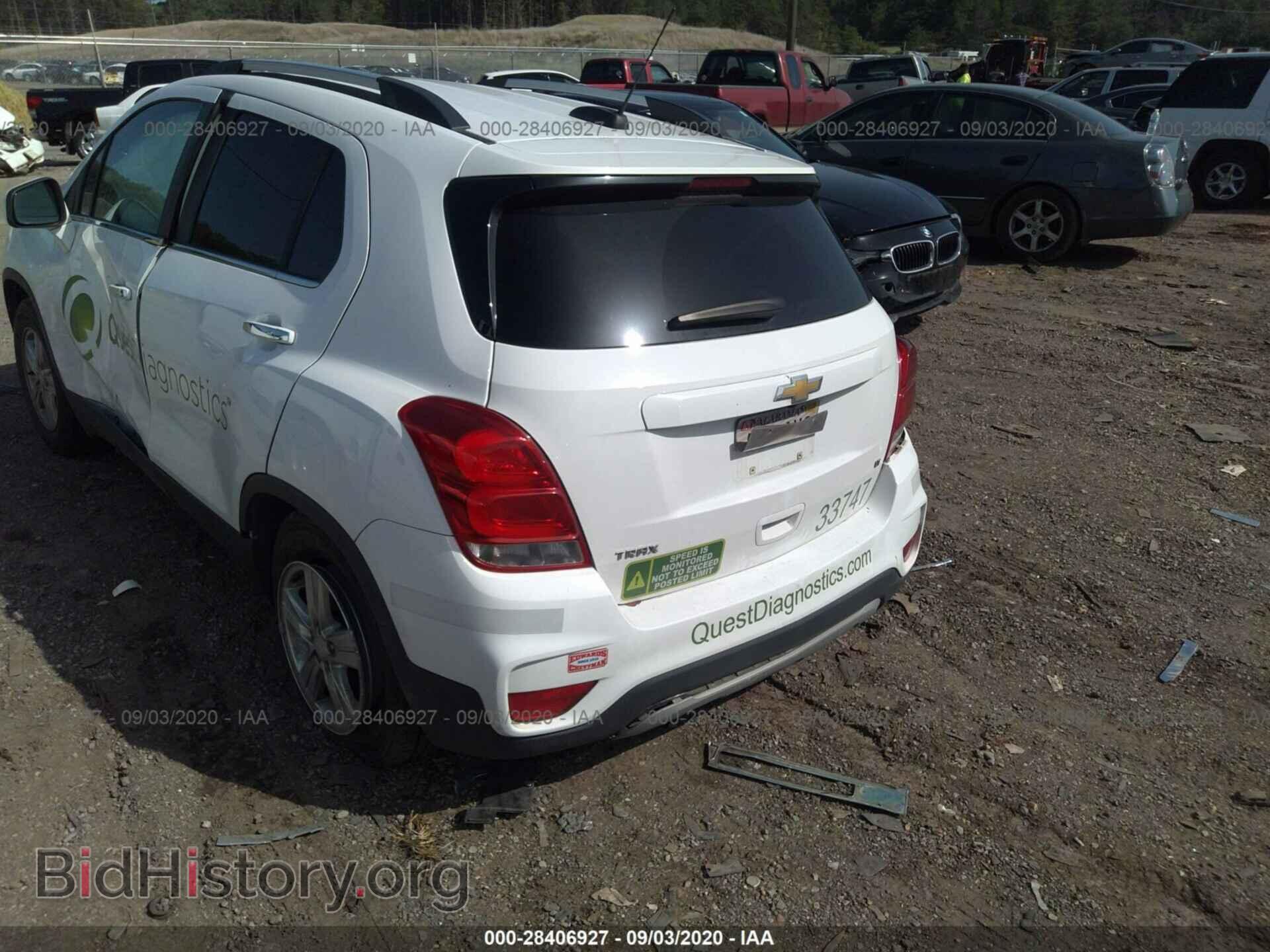 2017 CHEVROLET TRAX - VIN: 3GNCJLSB8HL270044 - Photo 3