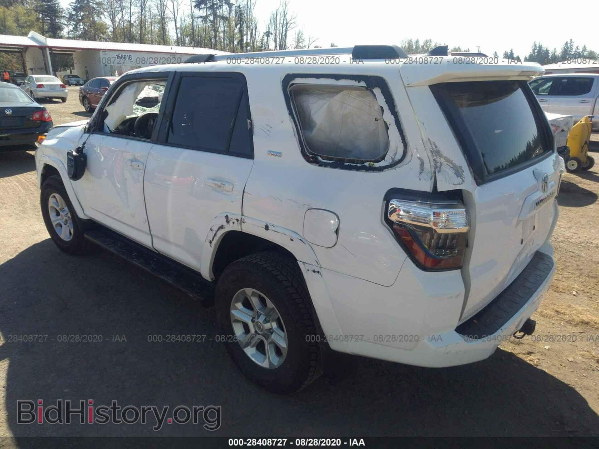 2019 TOYOTA 4RUNNER - VIN: JTEBU5JR4K5692143 - Фото 3