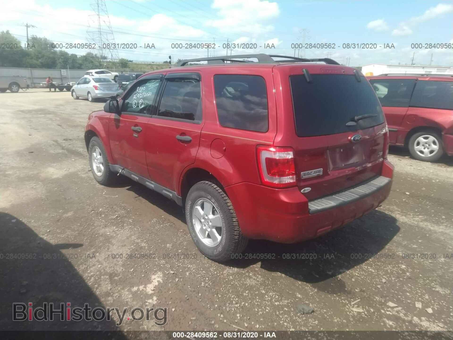 2011 FORD ESCAPE - VIN: 1FMCU9DG6BKB01799 - Фото 3