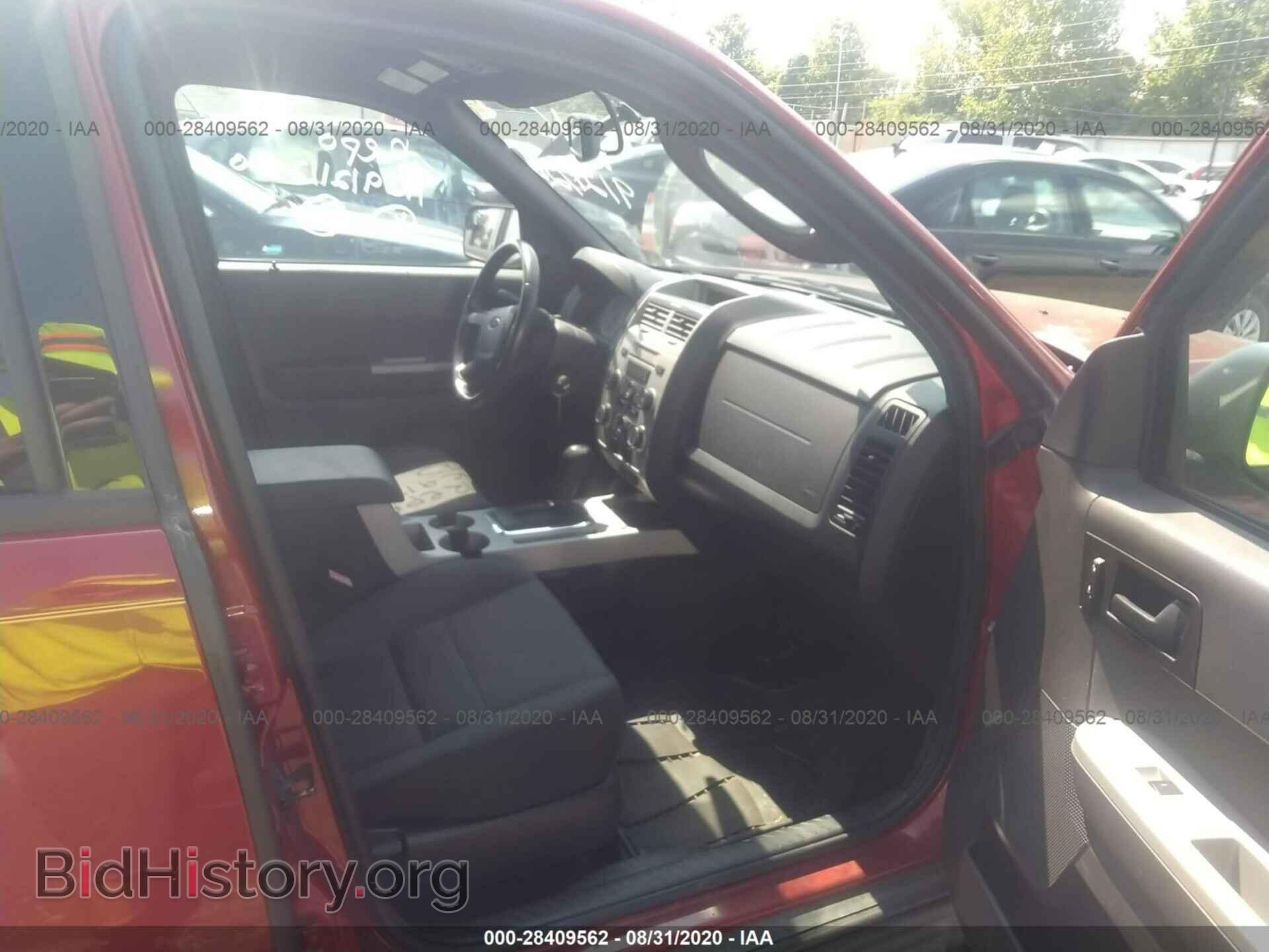 2011 FORD ESCAPE - VIN: 1FMCU9DG6BKB01799 - Фото 5