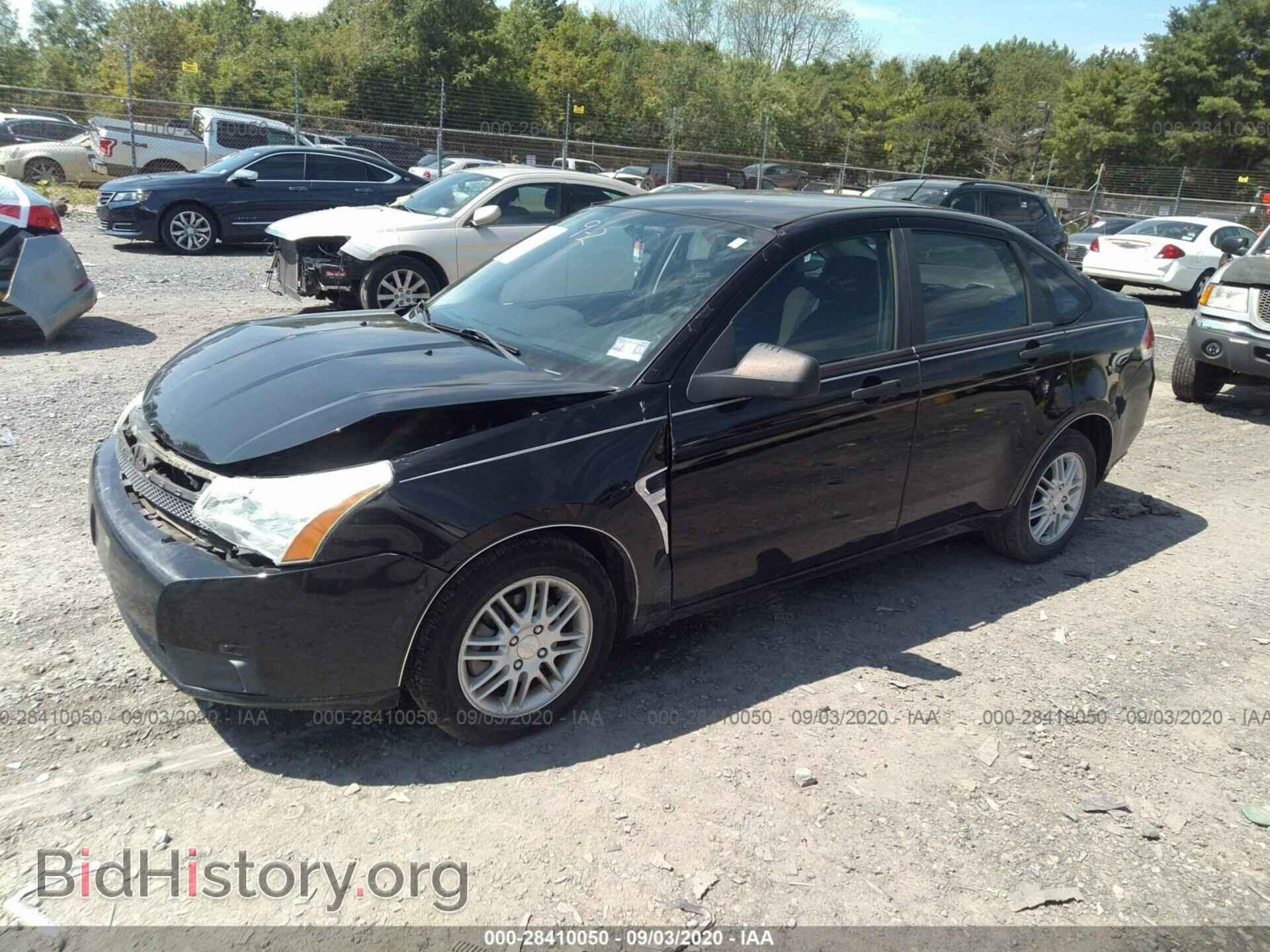2008 FORD FOCUS - VIN: 1FAHP35N58W232600 - Фото 2