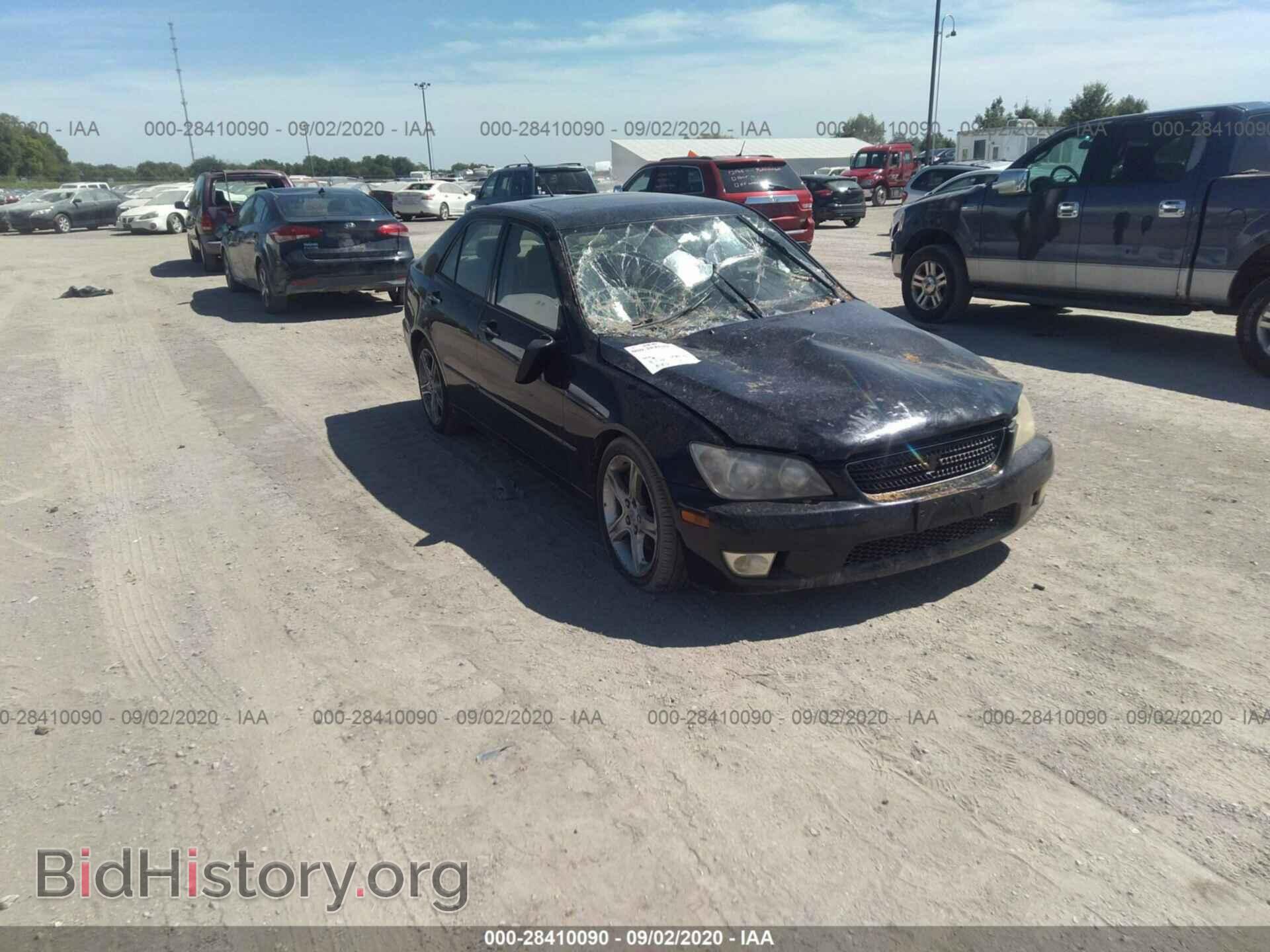 2002 LEXUS IS 300 - VIN: JTHBD192320050190 - Фото 2
