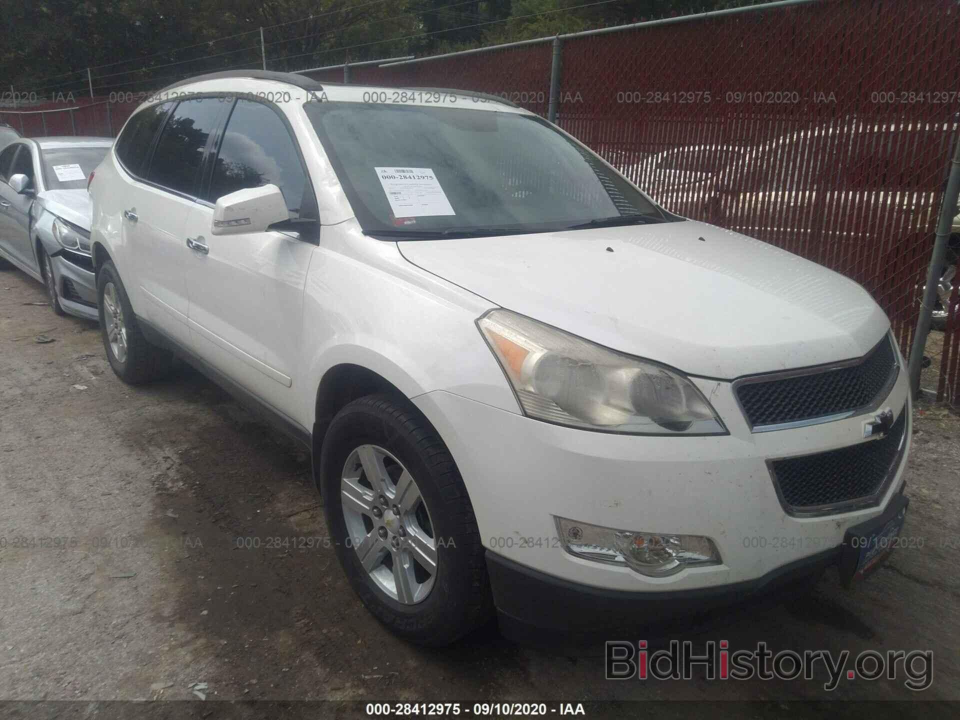 Photo 1GNKRJED7BJ134864 - CHEVROLET TRAVERSE 2011