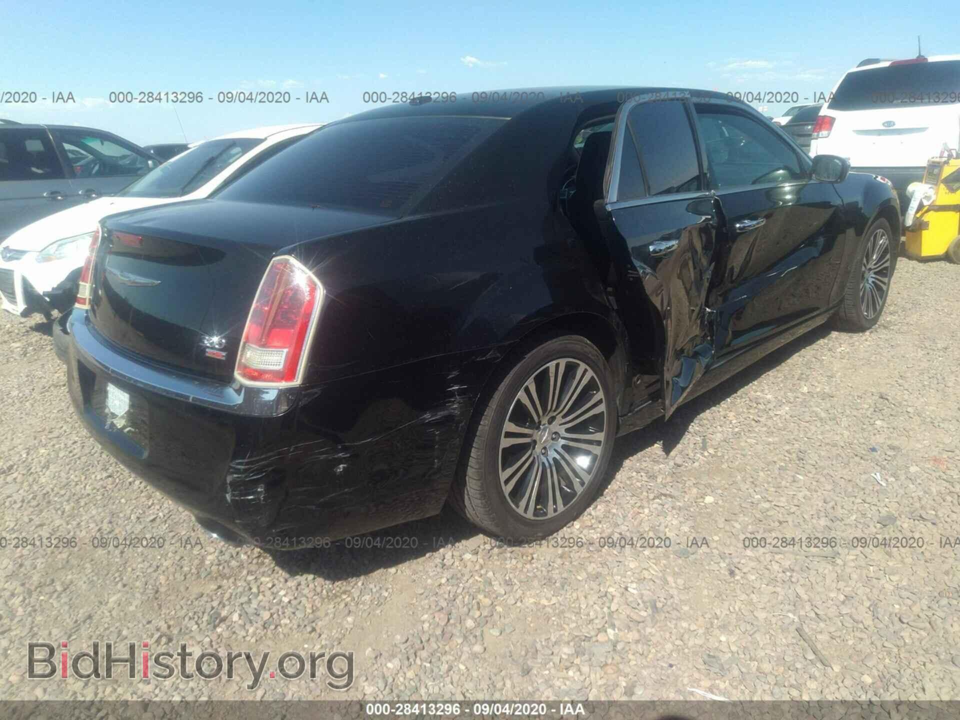 2012 CHRYSLER 300 - VIN: 2C3CCACG3CH242420 - Фото 4