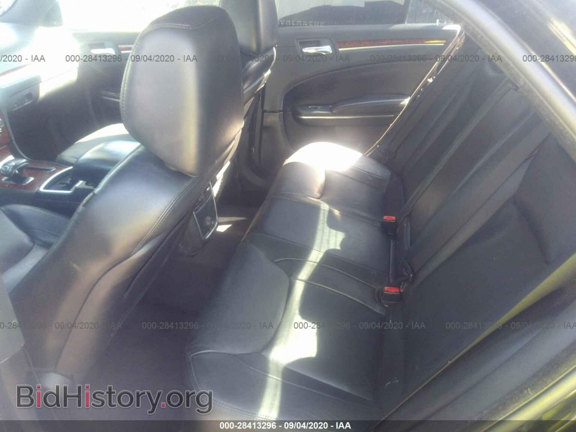 2012 CHRYSLER 300 - VIN: 2C3CCACG3CH242420 - Фото 8