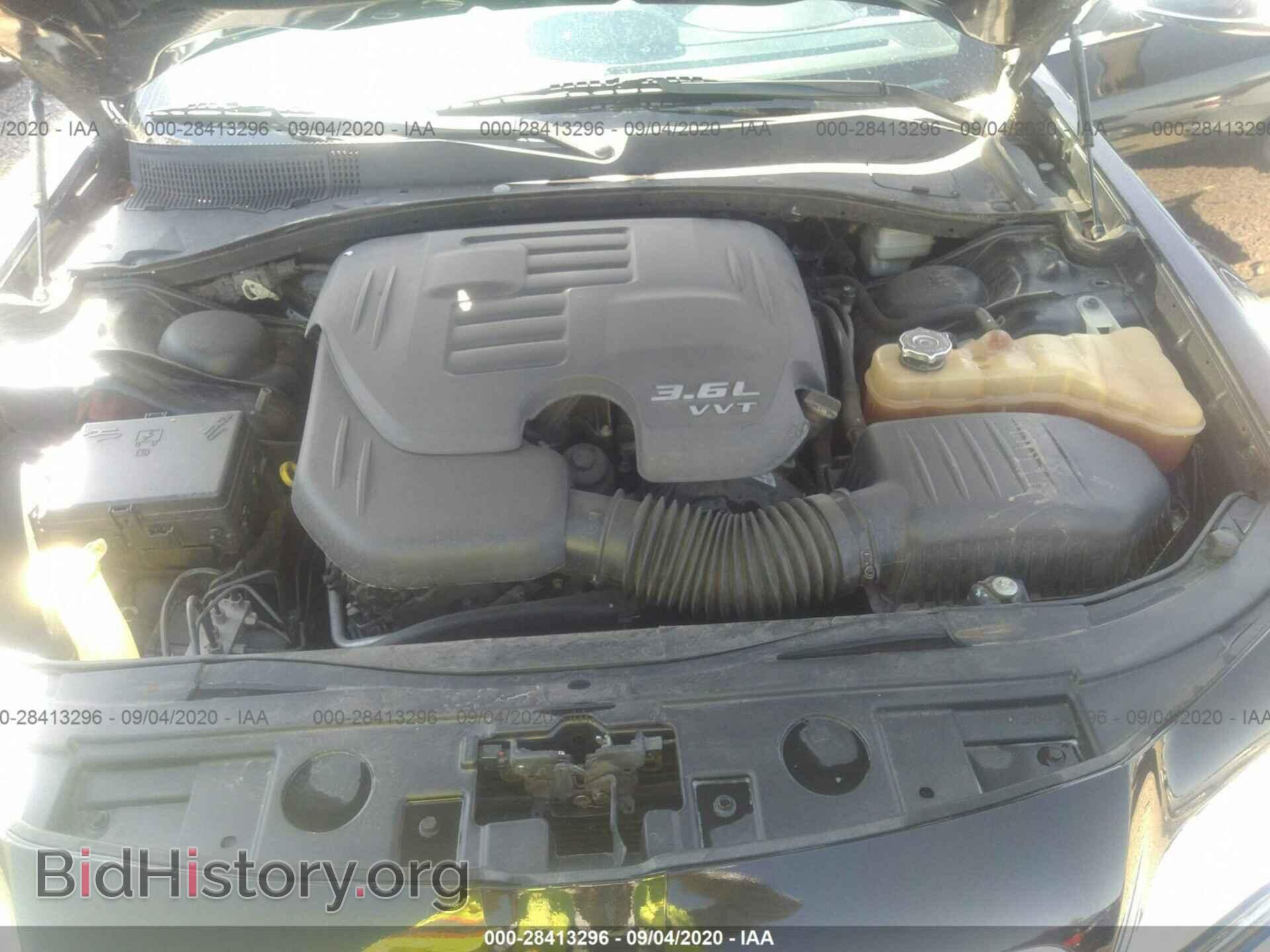 2012 CHRYSLER 300 - VIN: 2C3CCACG3CH242420 - Фото 10