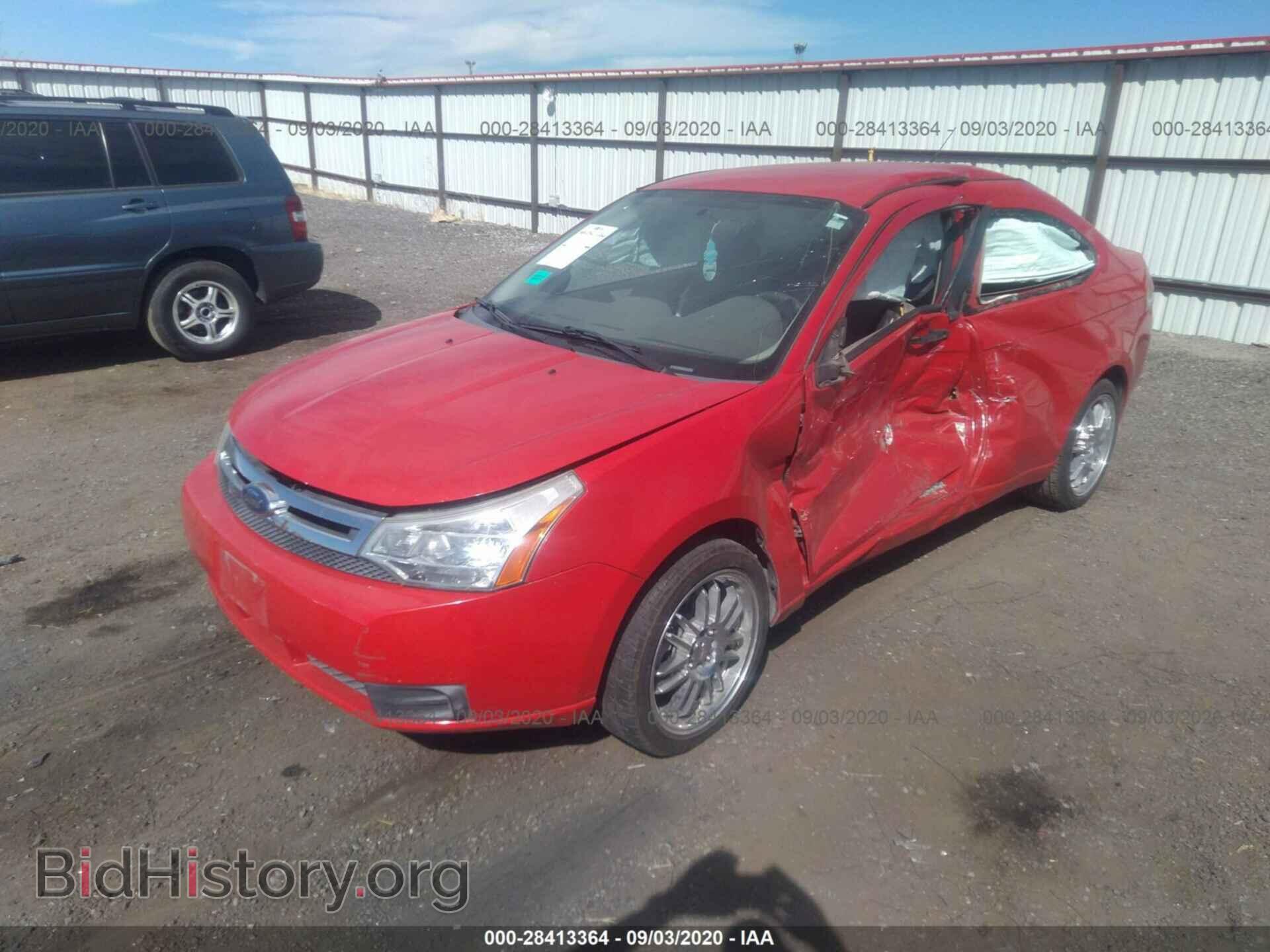 2008 FORD FOCUS - VIN: 1FAHP32N08W167501 - Фото 2