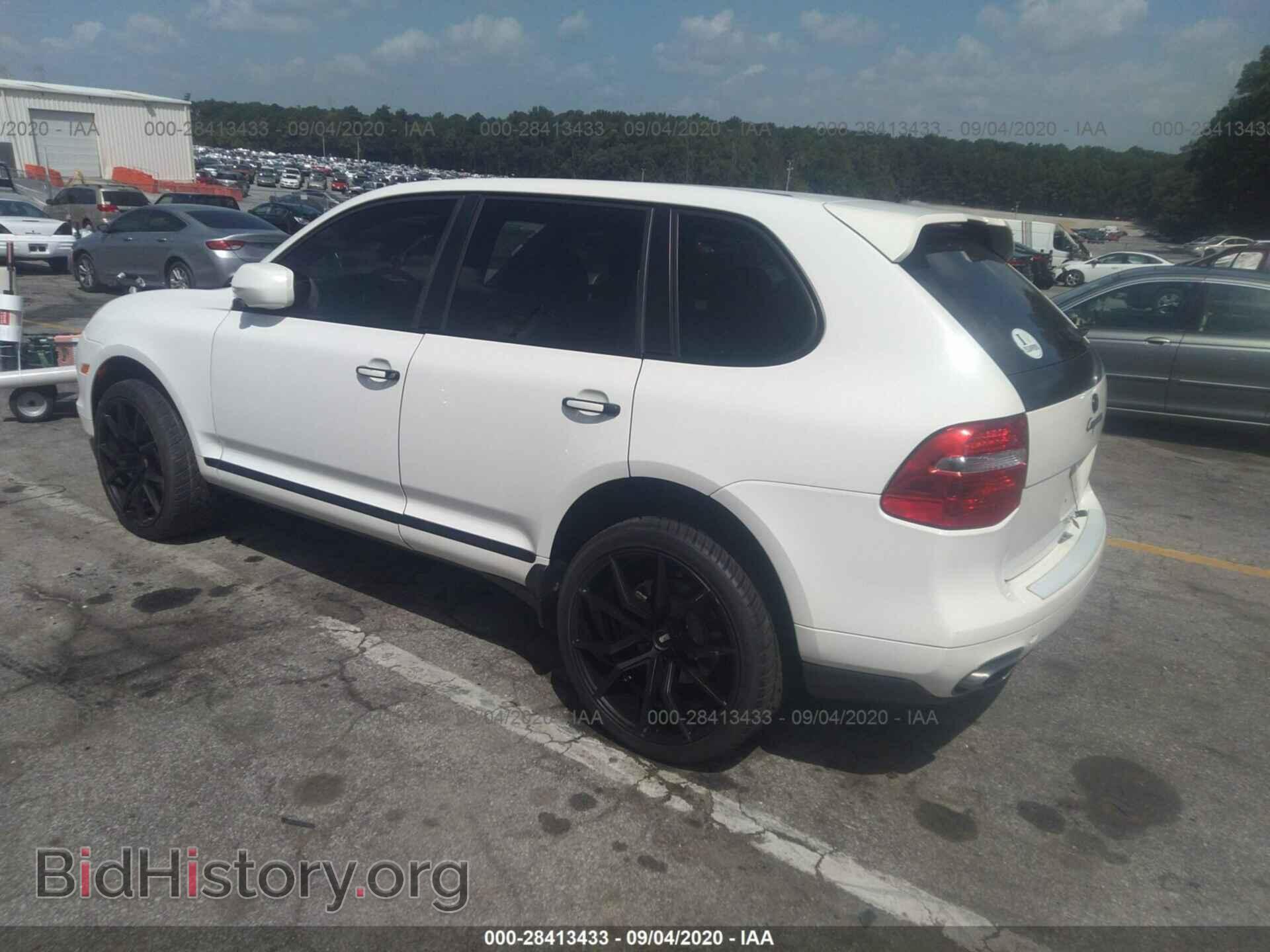 2009 PORSCHE CAYENNE - VIN: WP1AA29P29LA07815 - Фото 3