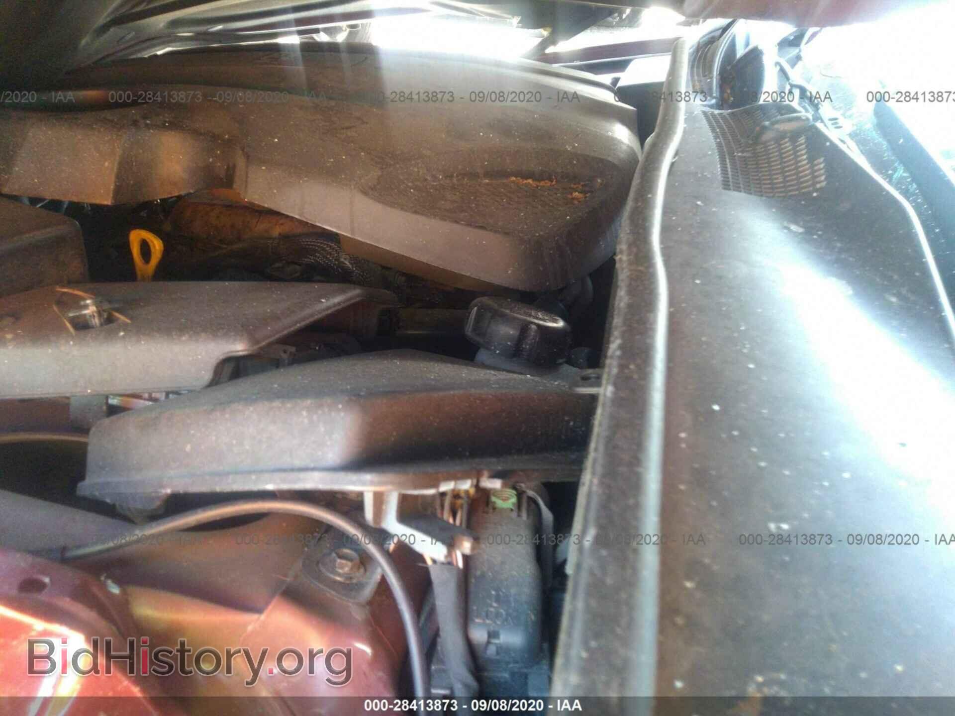 2012 HYUNDAI GENESIS - VIN: KMHGC4DD9CU172000 - Фото 10
