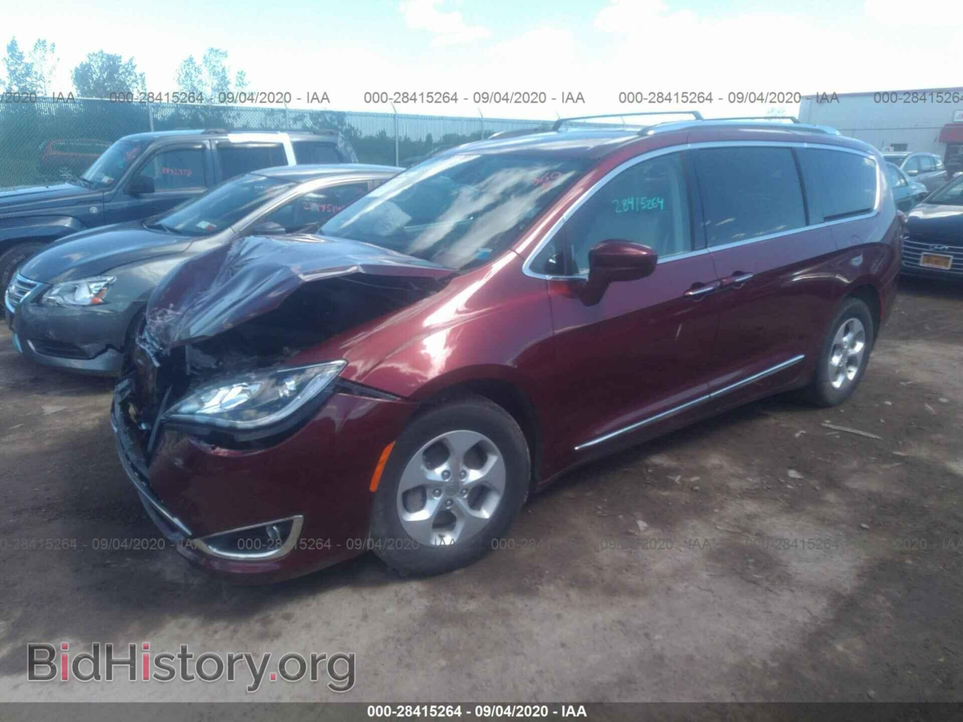2017 CHRYSLER PACIFICA - VIN: 2C4RC1EG0HR656873 - Фото 2