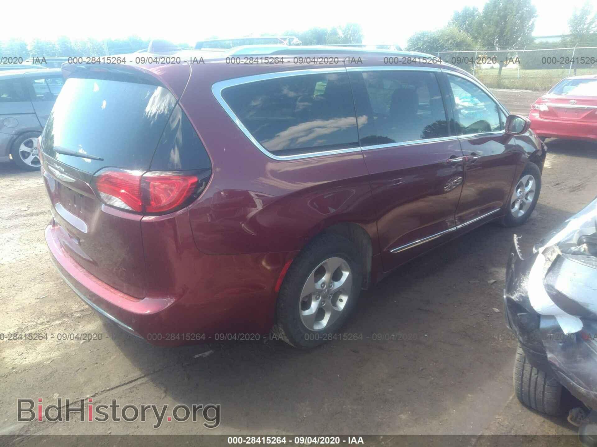 2017 CHRYSLER PACIFICA - VIN: 2C4RC1EG0HR656873 - Фото 4