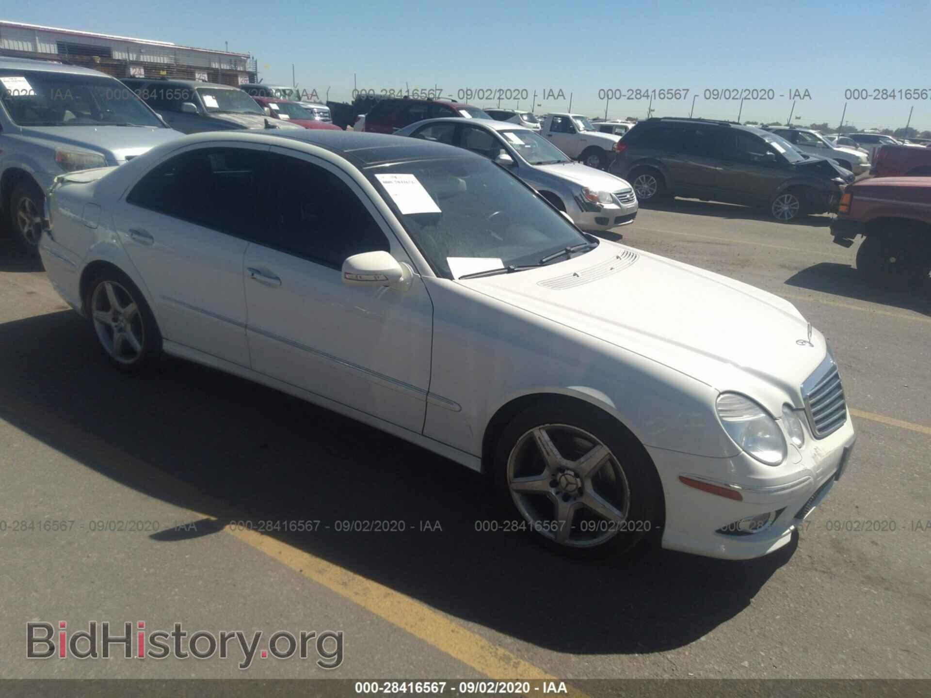 Photo WDBUF87X58B282779 - MERCEDES-BENZ E-CLASS 2008