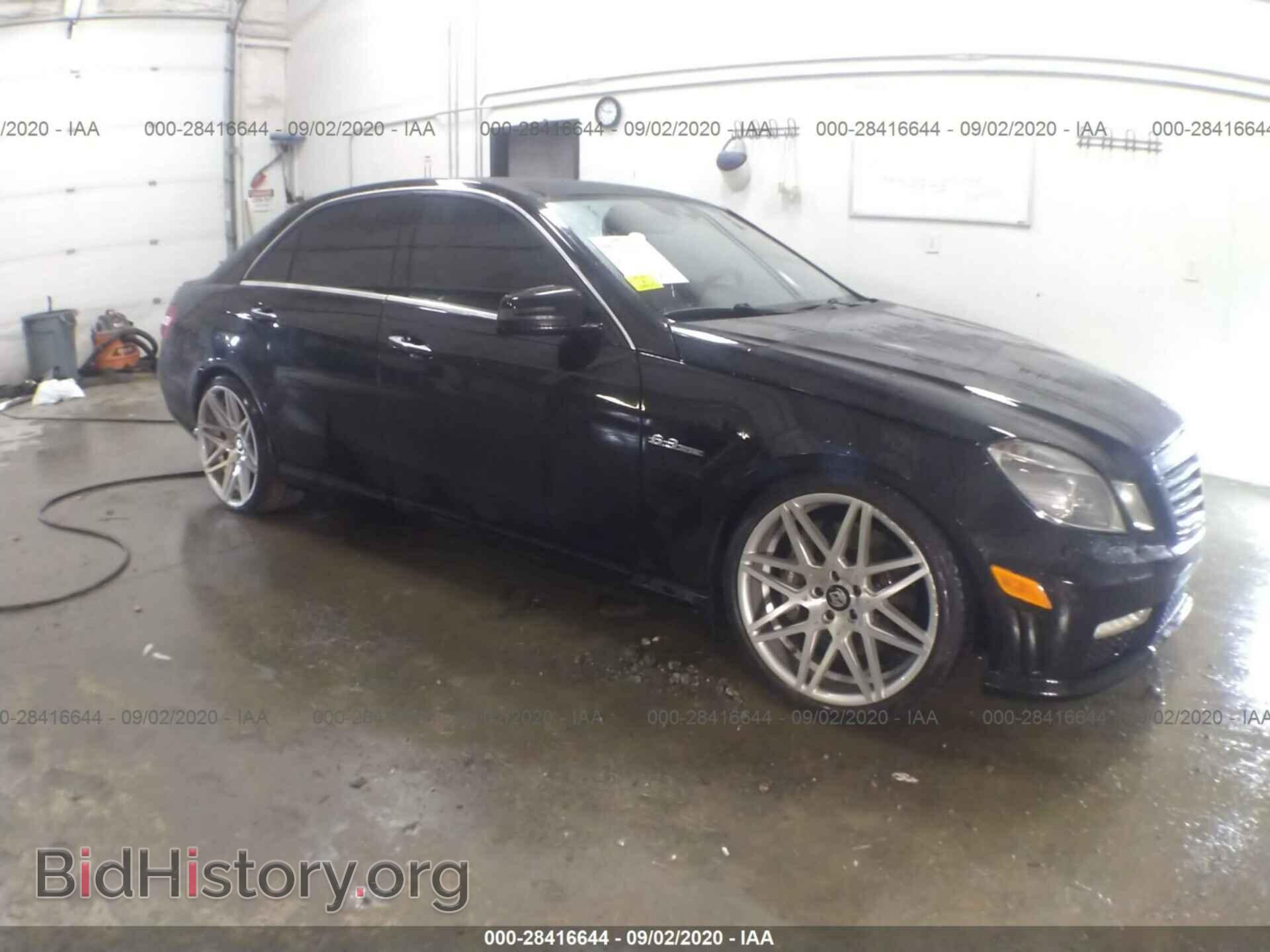 Photo WDDHF7HB1AA132380 - MERCEDES-BENZ E-CLASS 2010