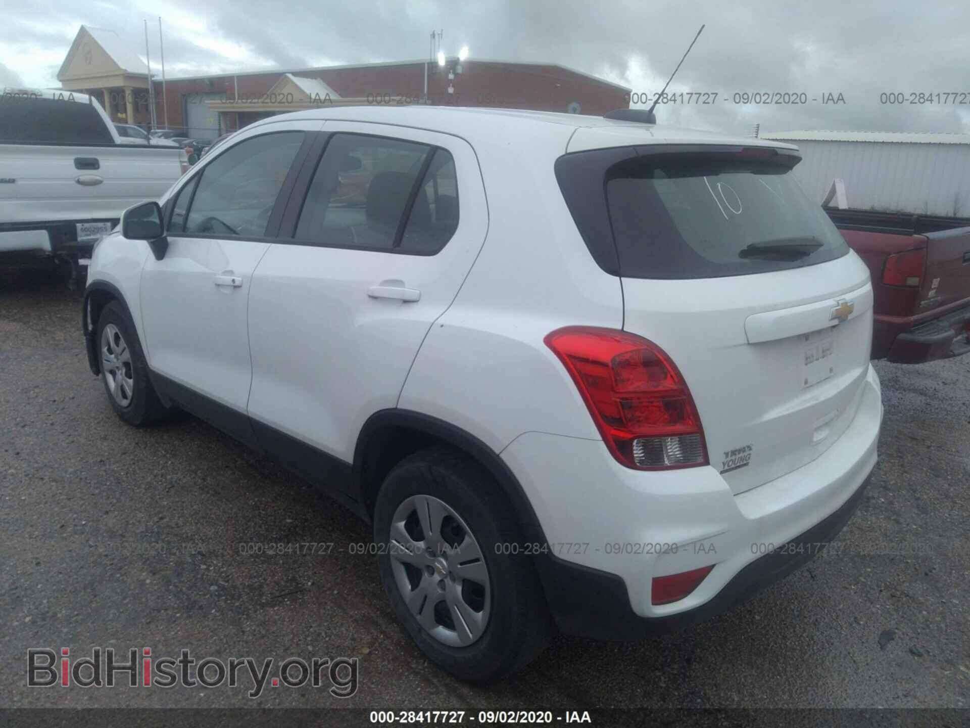 2018 CHEVROLET TRAX - VIN: KL7CJKSB5JB575072 - Фото 3