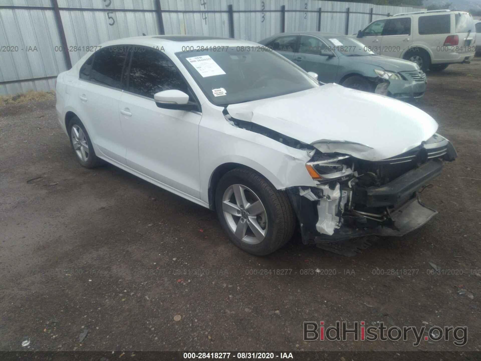 Photo 3VWLL7AJ3EM431521 - VOLKSWAGEN JETTA SEDAN 2014