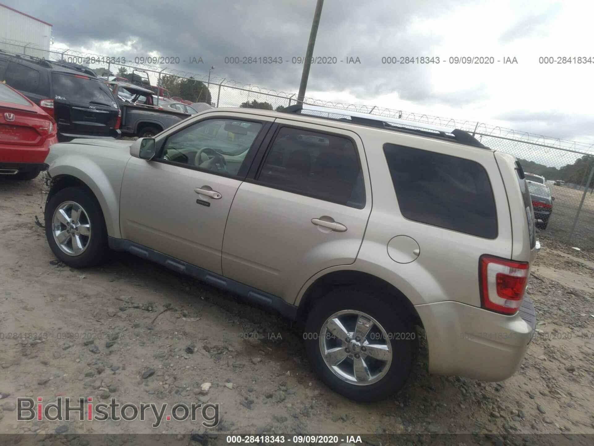 2012 FORD ESCAPE - VIN: 1FMCU0EG3CKB38465 - Фото 3