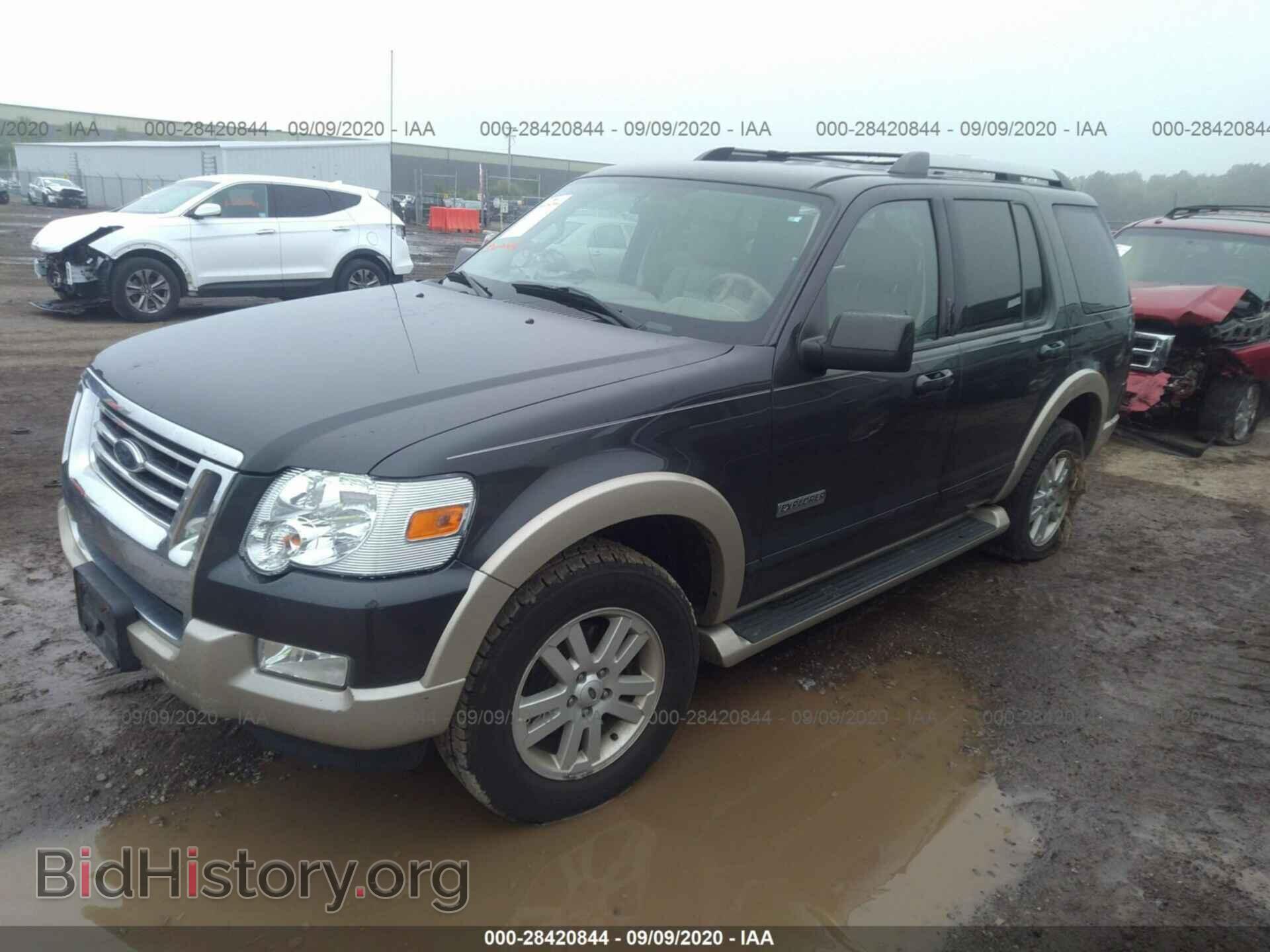 2007 FORD EXPLORER - VIN: 1FMEU64E57UB19342 - Фото 2