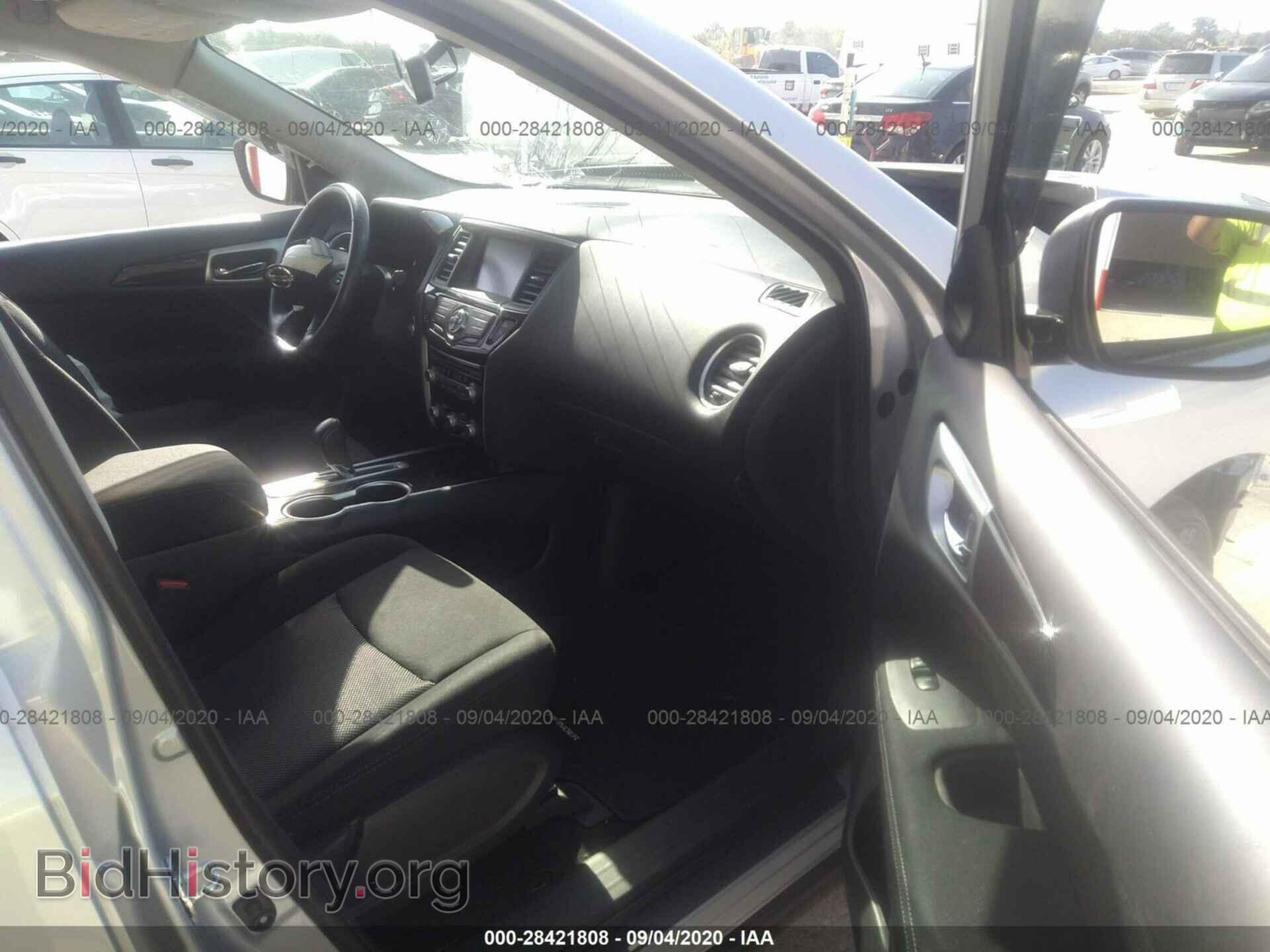 2017 NISSAN PATHFINDER - VIN: 5N1DR2MN5HC910158 - Фото 5